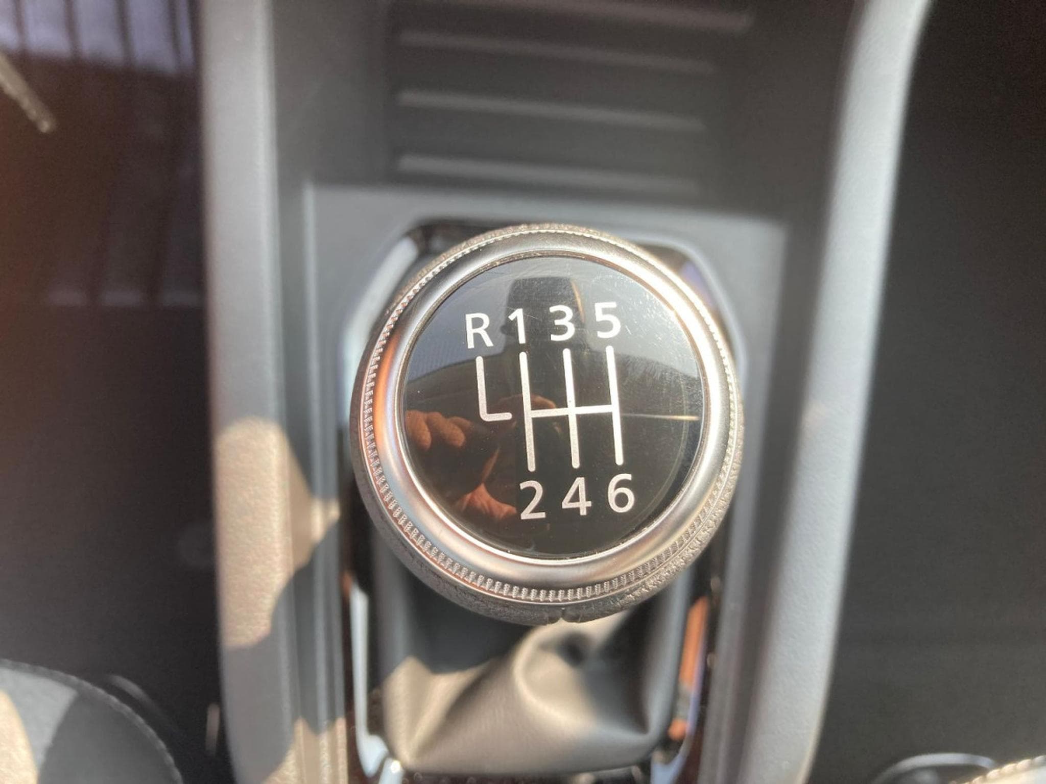 Renault Clio 1.0 TCe 90  Evolution (2025) - Photo 17