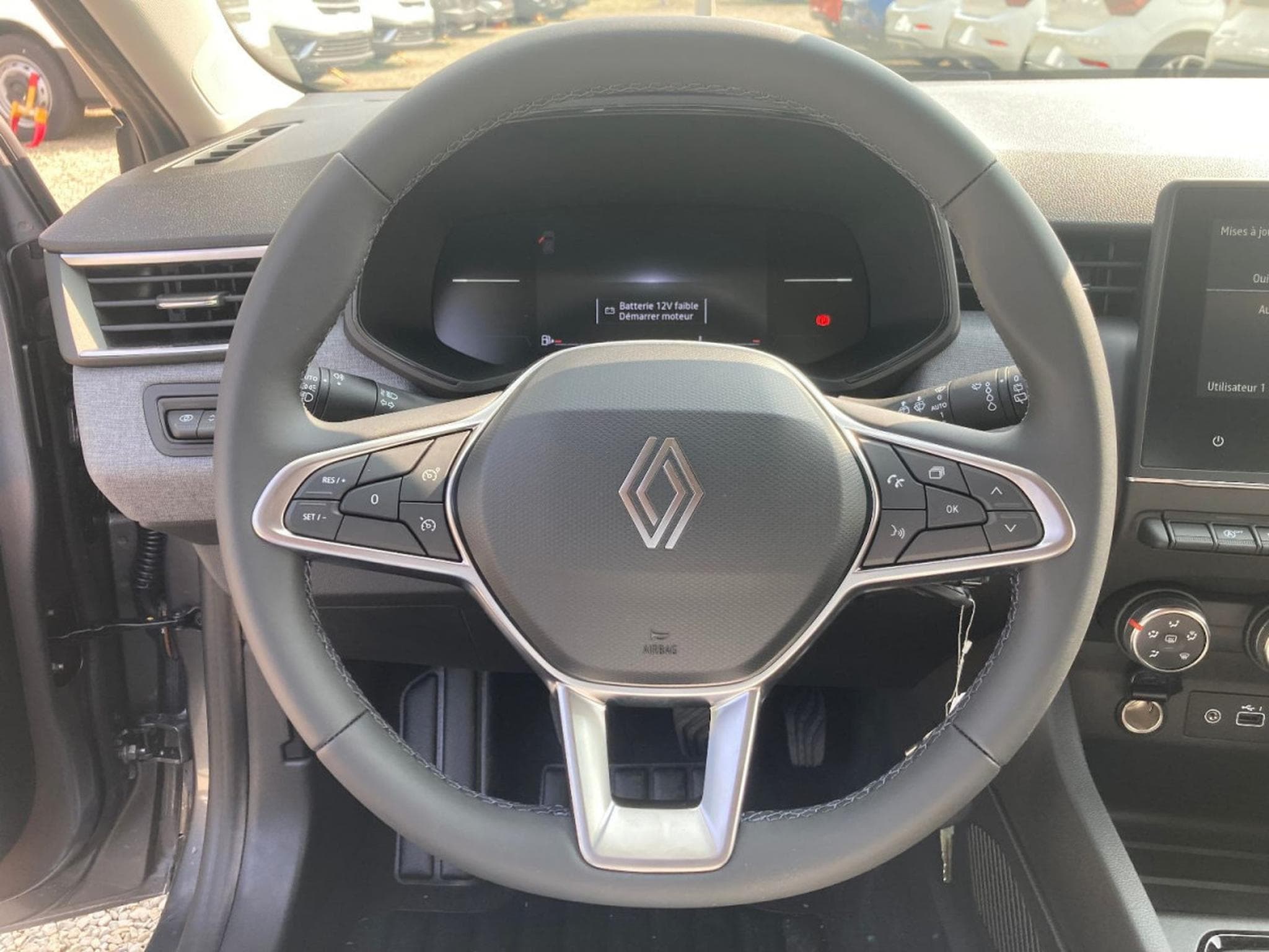 Renault Clio 1.0 TCe 90  Evolution (2025) - Photo 12