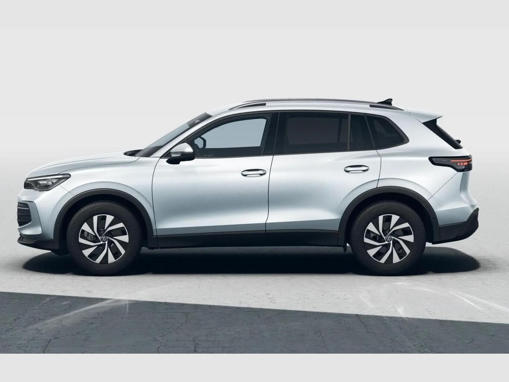 VW Tiguan DSG LED+ IQ.DRIVE (2026) - Photo 2