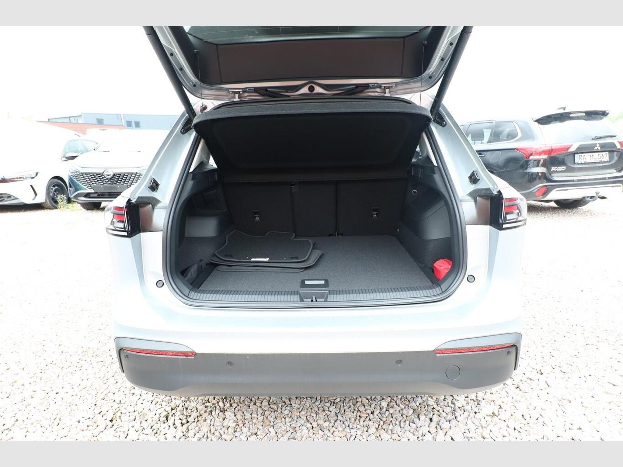 VW Tiguan DSG LED+ 5JGar (2026) - Foto 10