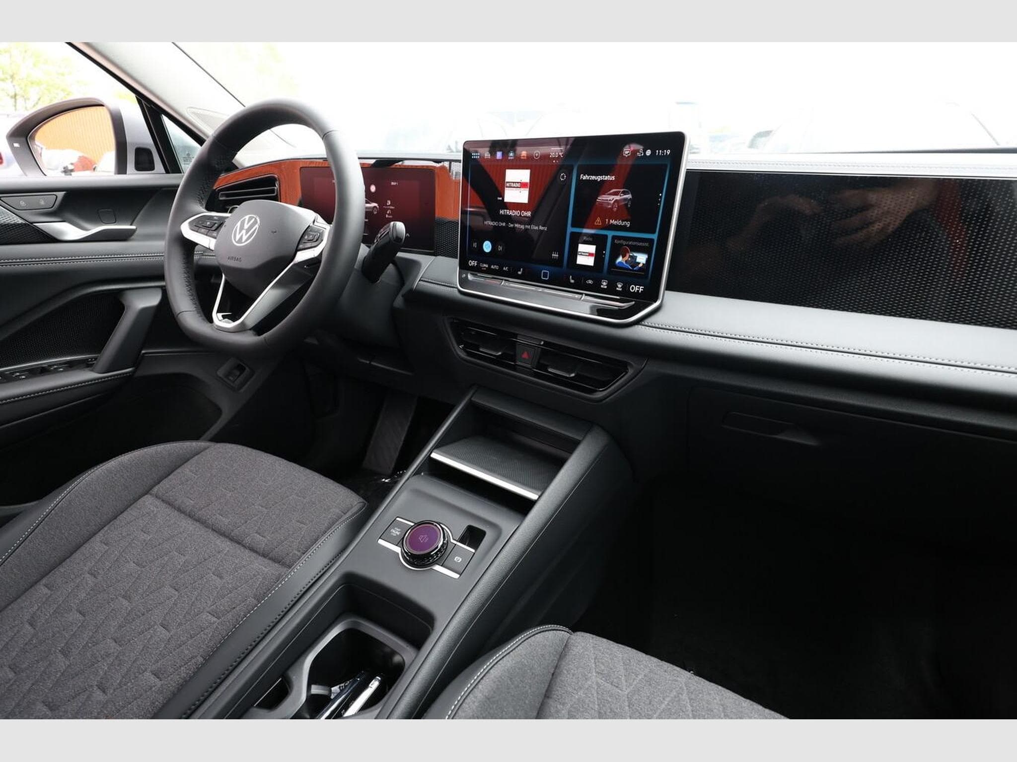 VW Tiguan DSG LED+ 5JGar (2026) - Foto 9