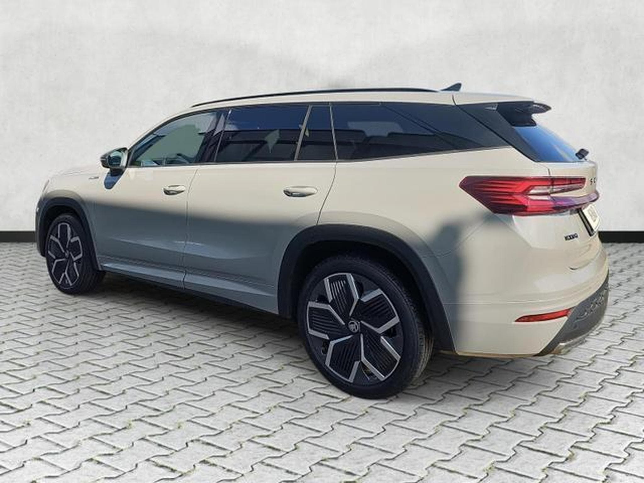Skoda Kodiaq 1.5 TSI mHEV 110 kW Sportline (2026) - Photo 5