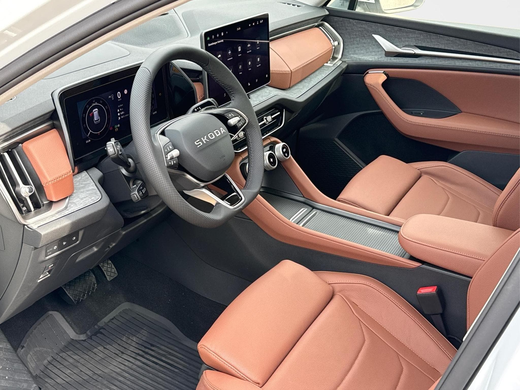 Skoda Kodiaq Selection Business Edition (2025) - Photo 11