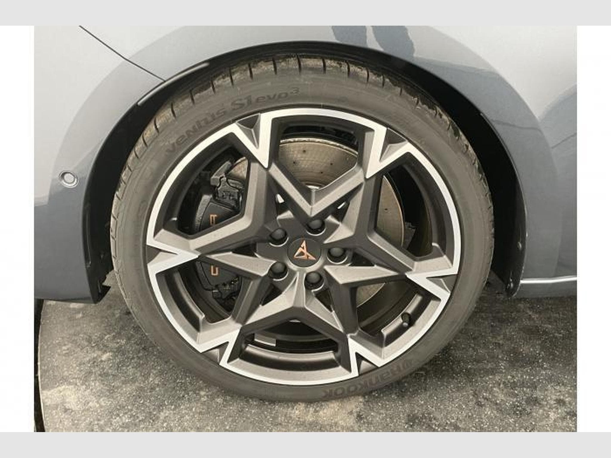 Cupra Leon VZ (2025) - Foto 11