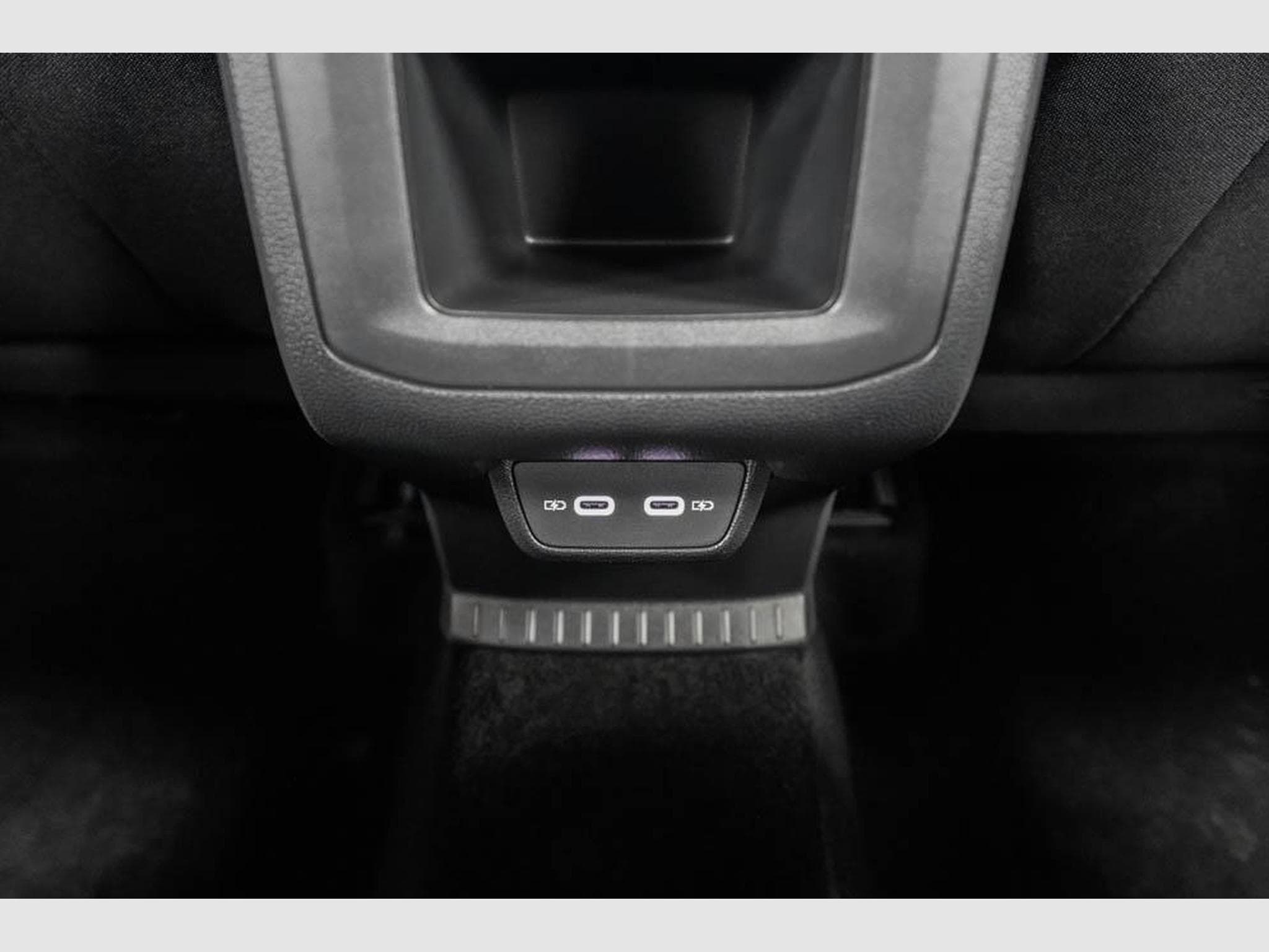 VW T-Cross 1,0 TSI DSG (2026) - Photo 16