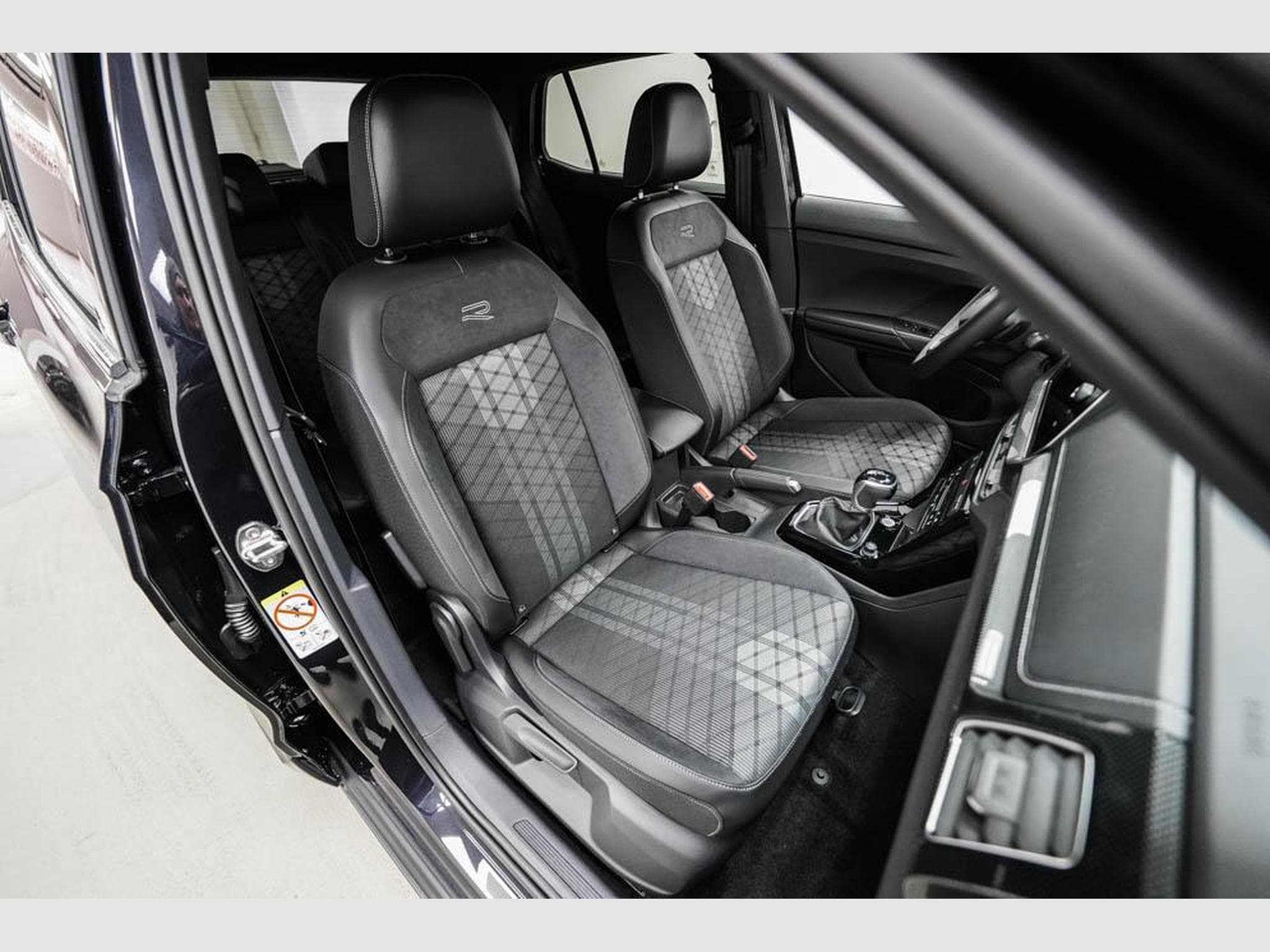 VW T-Cross 1,0 TSI DSG (2026) - Photo 20