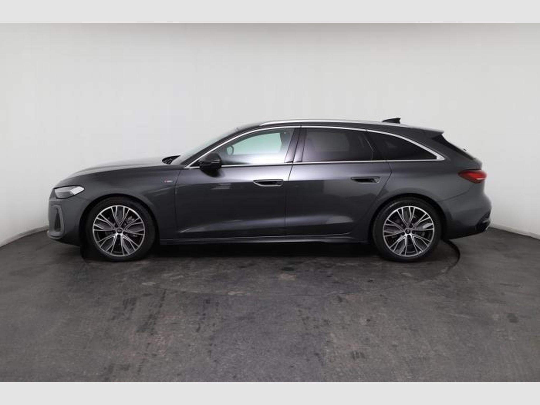 Audi A5 Avant 2.0 TFSI (2026) - Foto 4