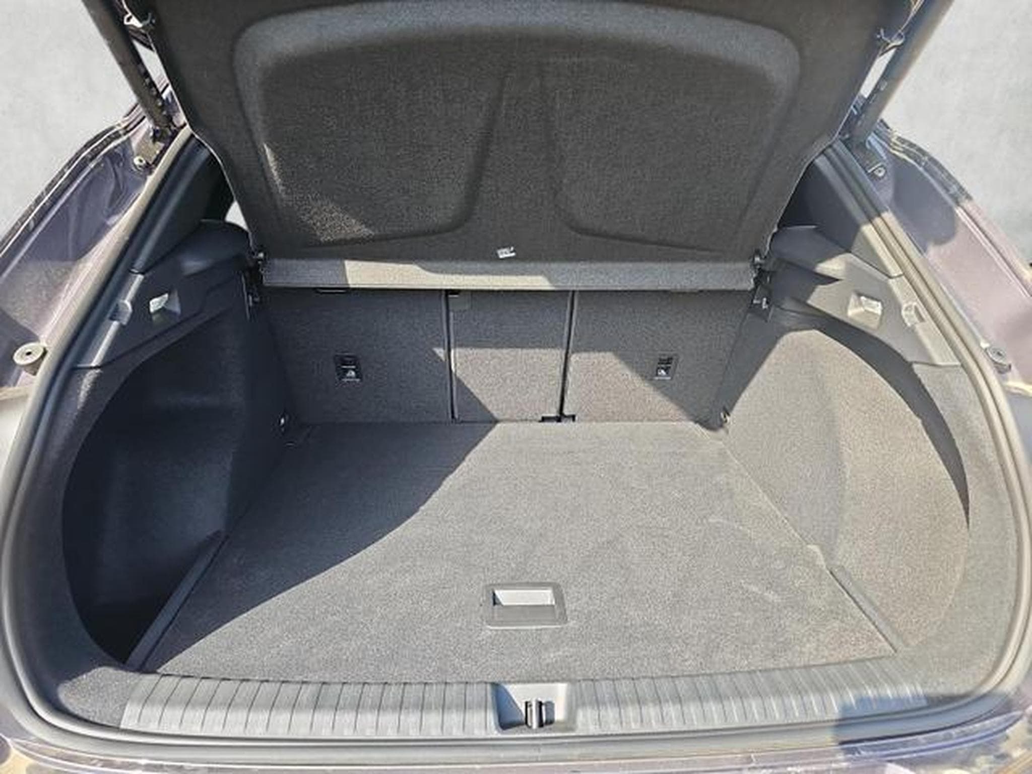 Cupra Terramar 1.5 eTSI 110 kW (2025) - Photo 14