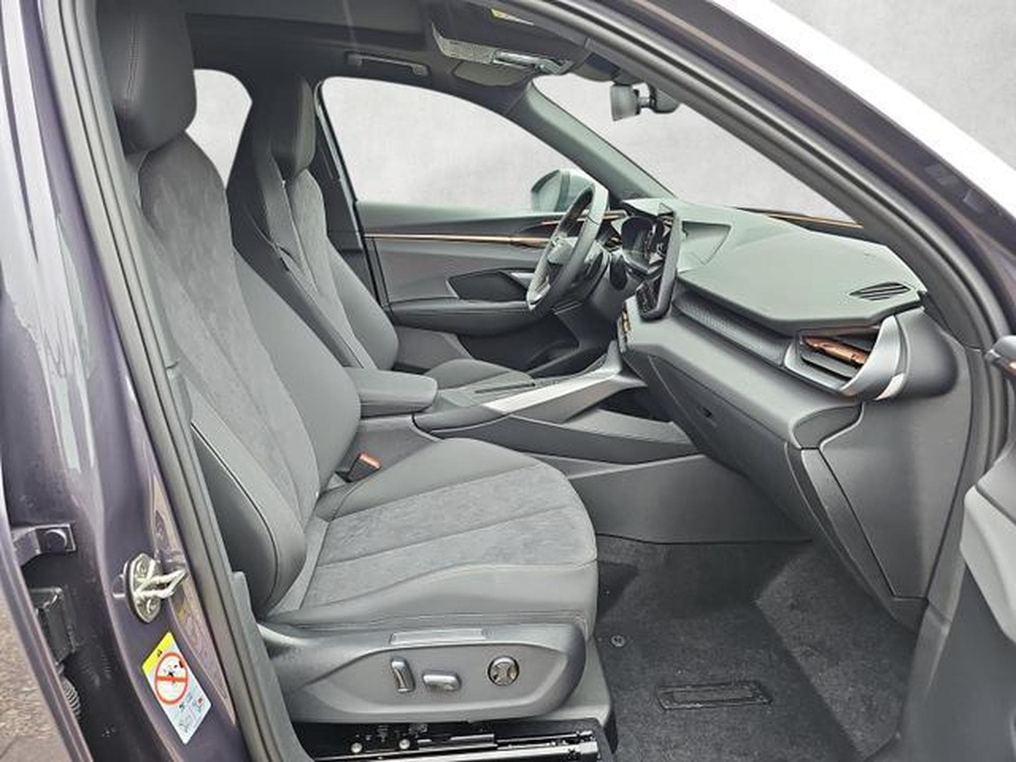 Cupra Terramar 1.5 eTSI 110 kW (2025) - Photo 10