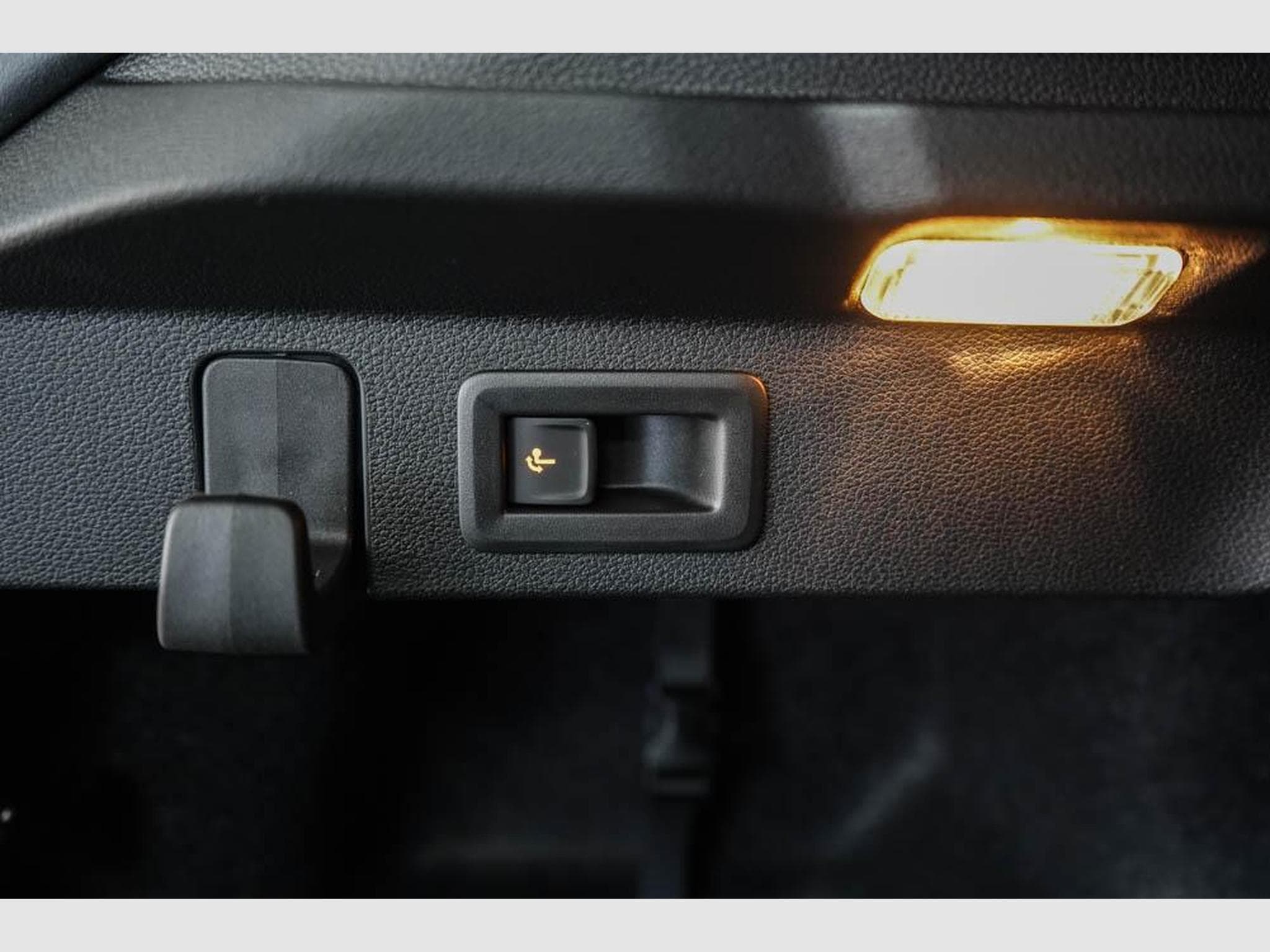 Skoda Scala 1,0 TSI Selection (2026) - Photo 18