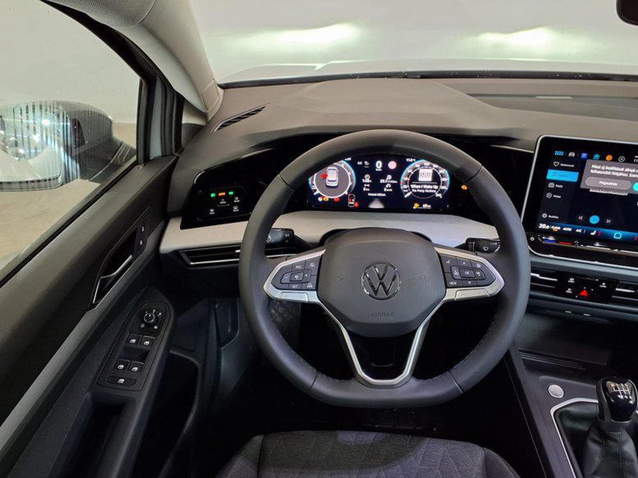 VW Golf Life Plus 1.5 TSI (2026) - Photo 12