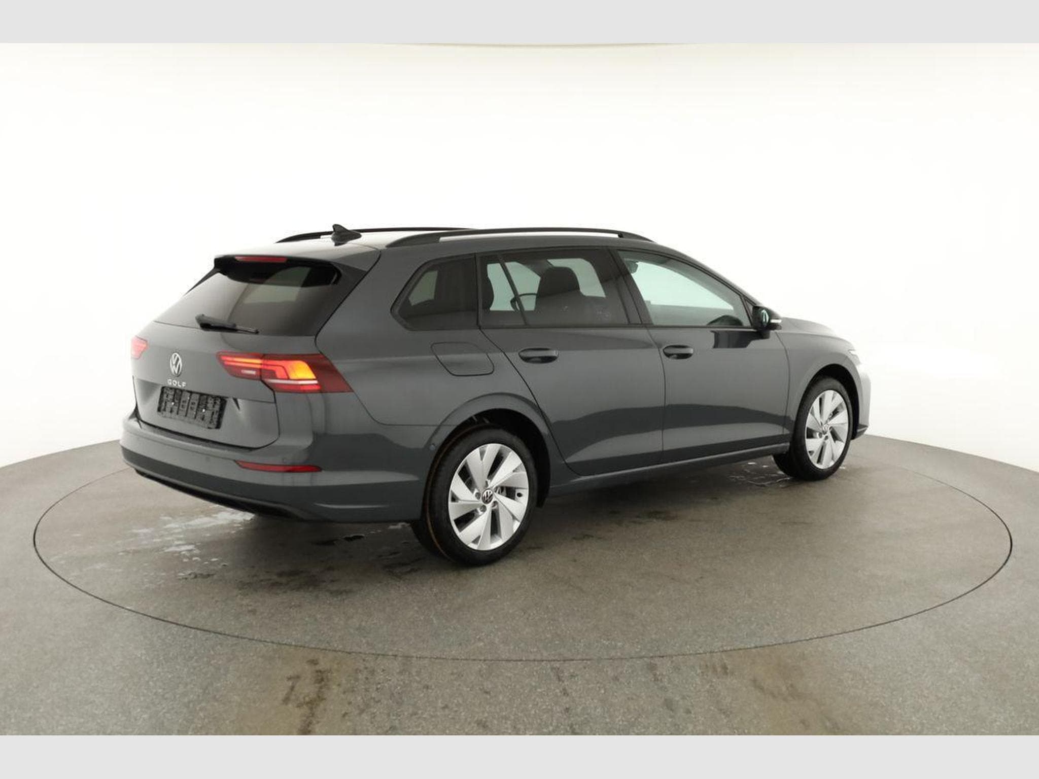 VW Golf Variant 1.5 TSI 110 kW Life (2026) - Photo 19