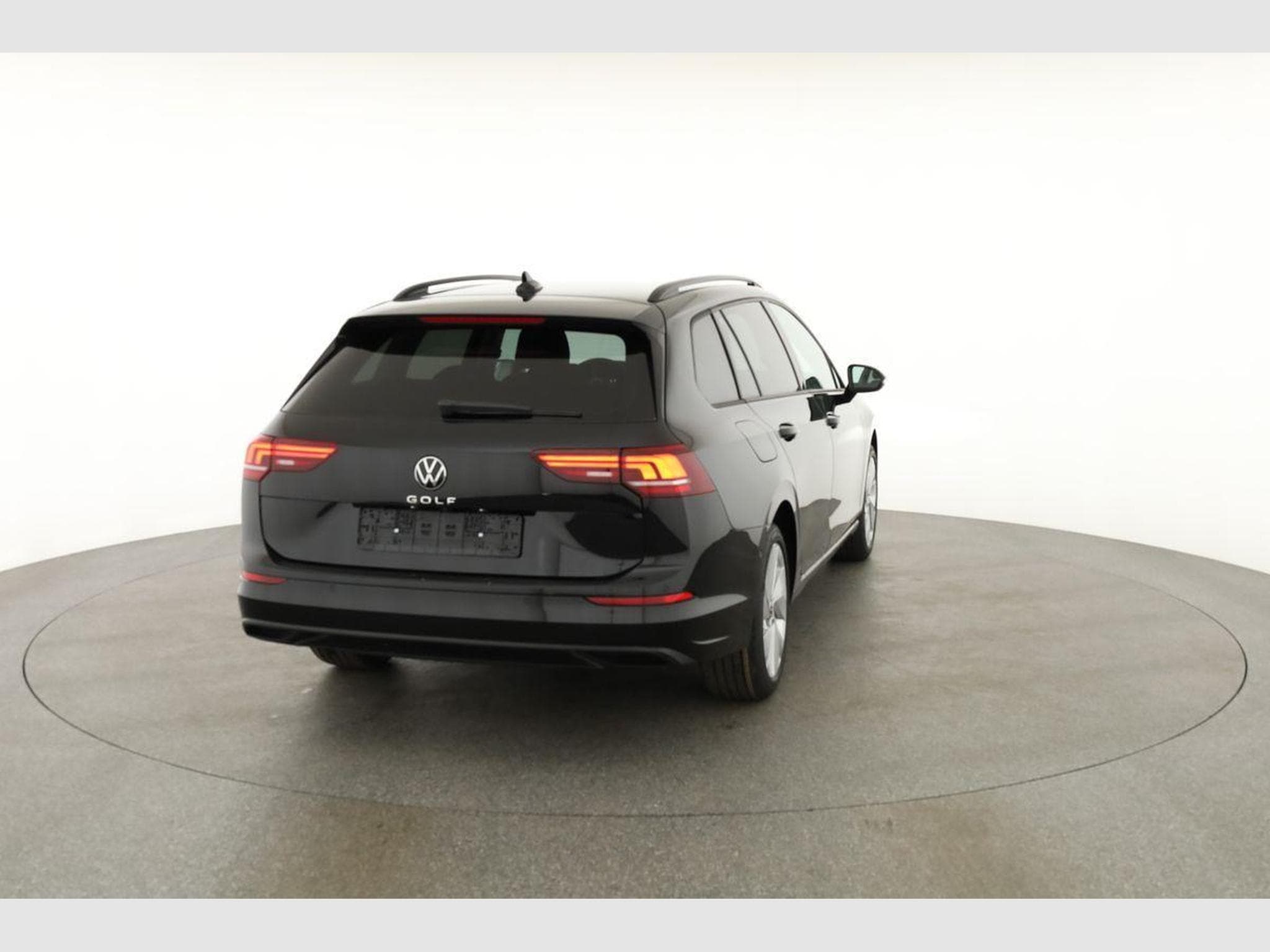 VW Golf Variant LIFE (2026) - Foto 17