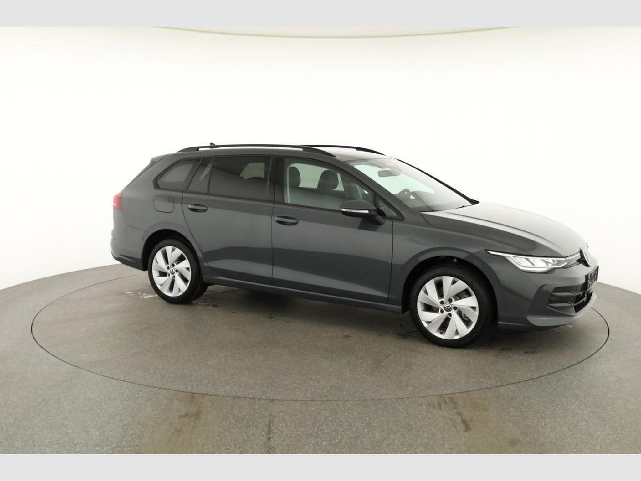 VW Golf Variant VIII 2.0 (2026) - Photo 22