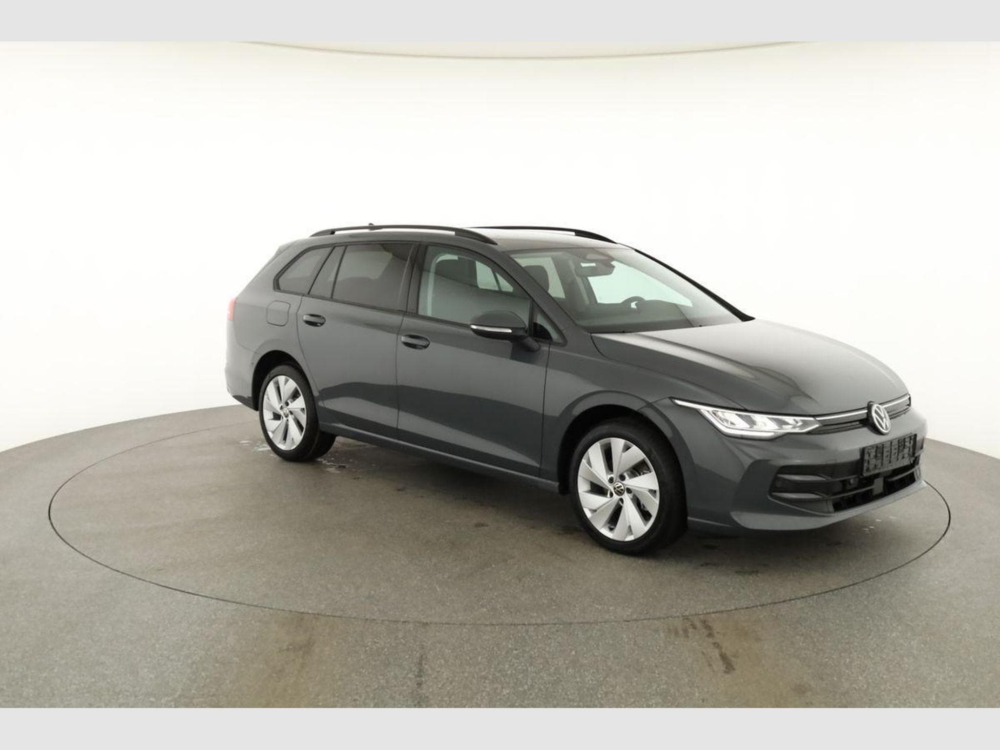 VW Golf Variant VIII 2.0 (2026) - Photo 23