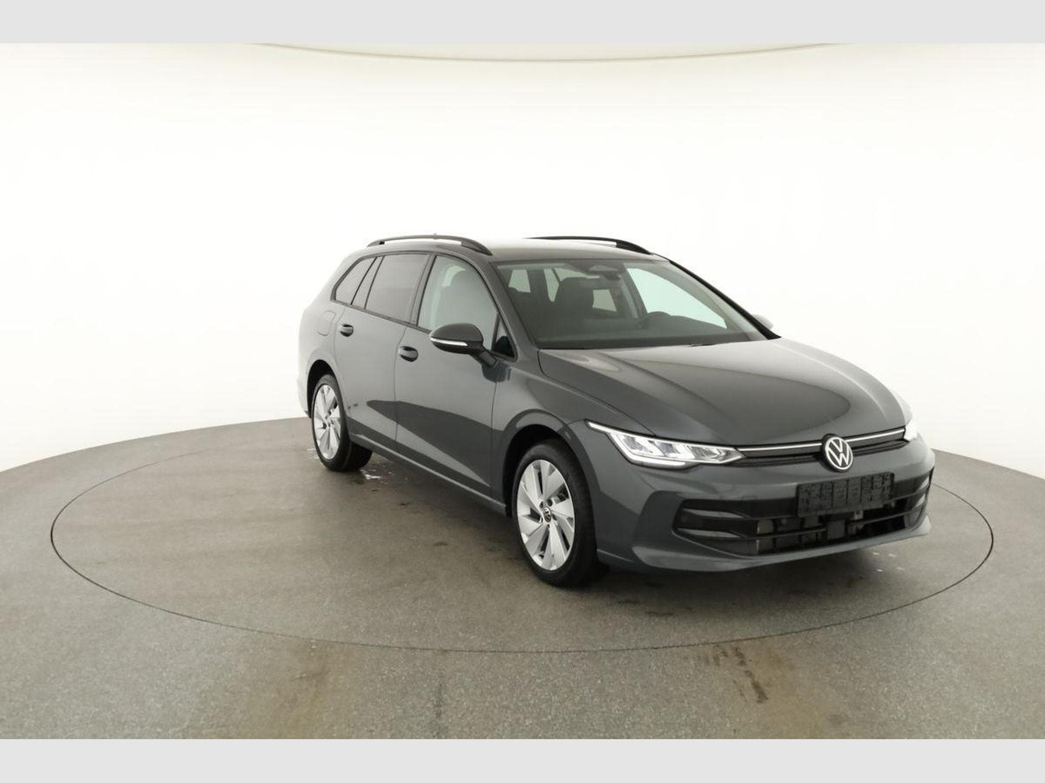 VW Golf Variant VIII 2.0 (2026) - Photo 24