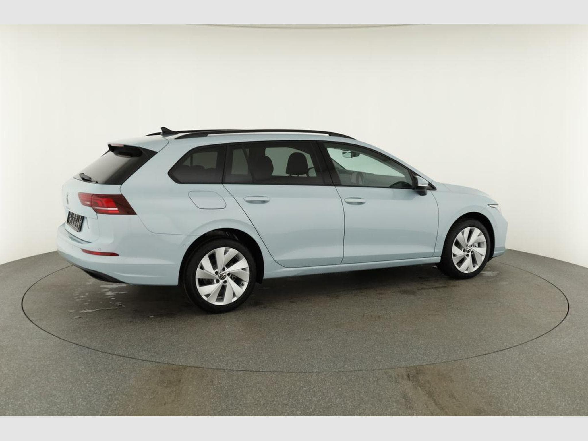 VW Golf Variant VIII 2.0 (2026) - Photo 18