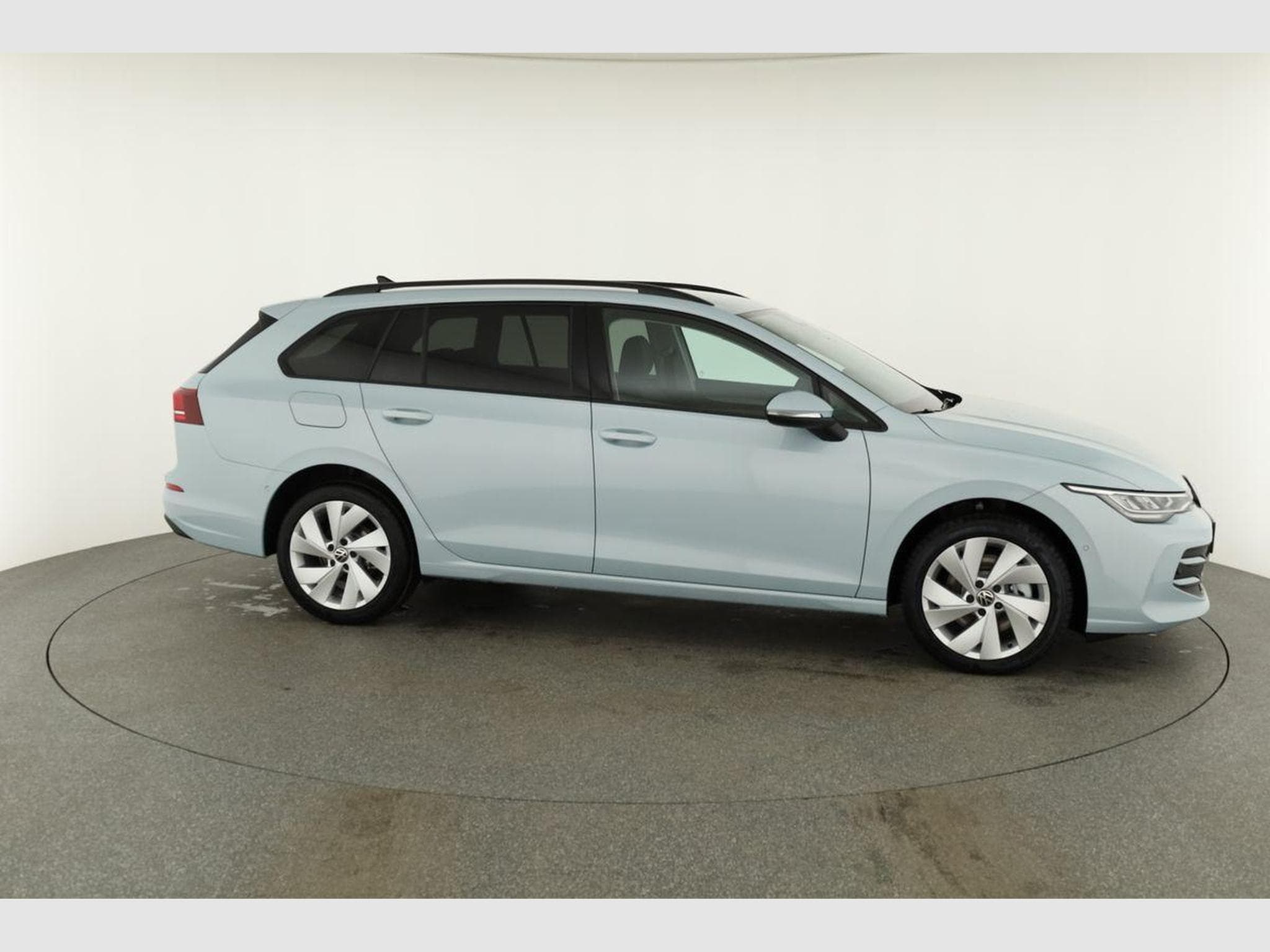 VW Golf Variant VIII 2.0 (2026) - Photo 21