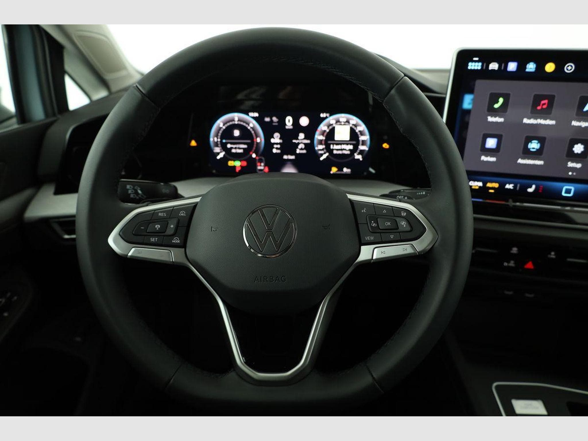 VW Golf Variant VIII 2.0 (2026) - Photo 5