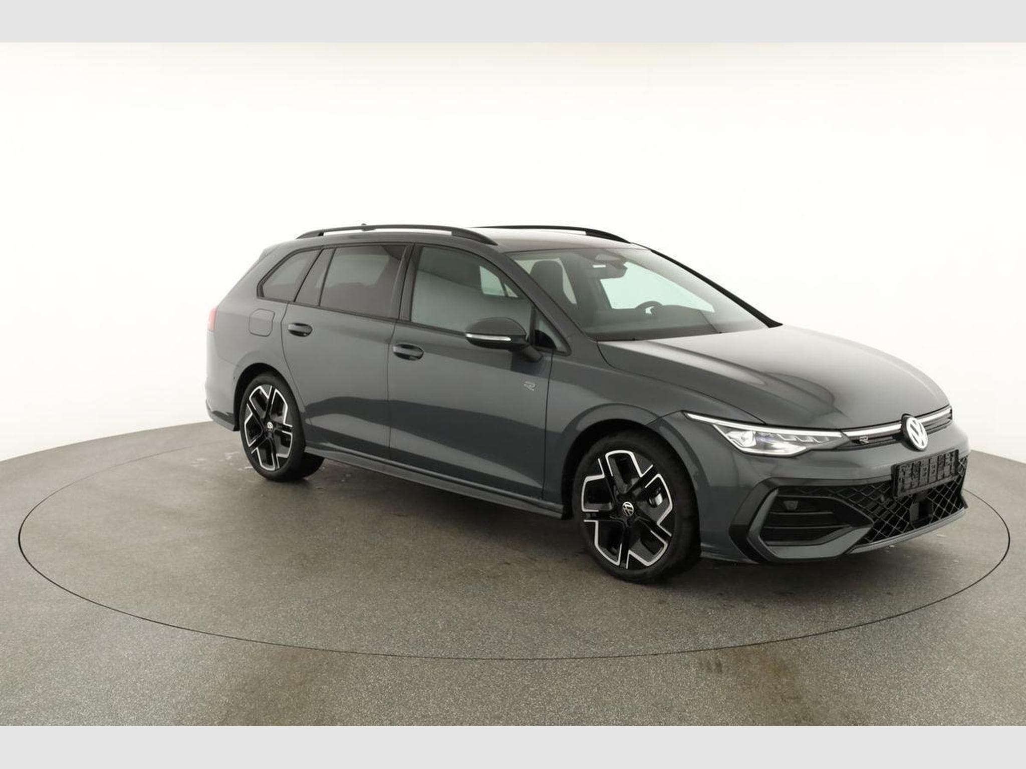 VW Golf Variant 1.5 TSI 110 kW R-Line (2026) - Photo 25