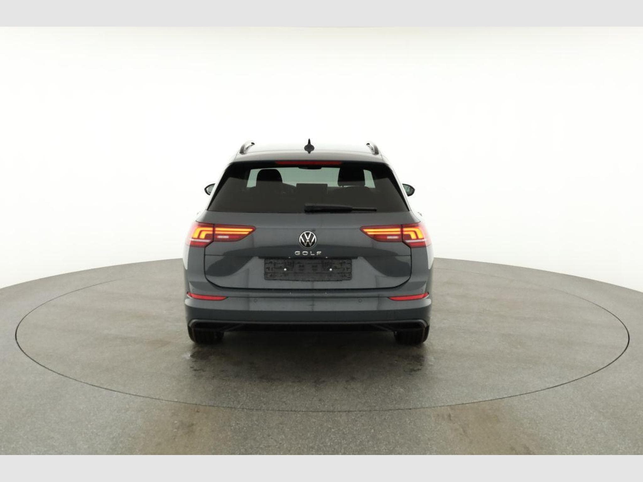 VW Golf Variant VIII 2.0 (2026) - Photo 16