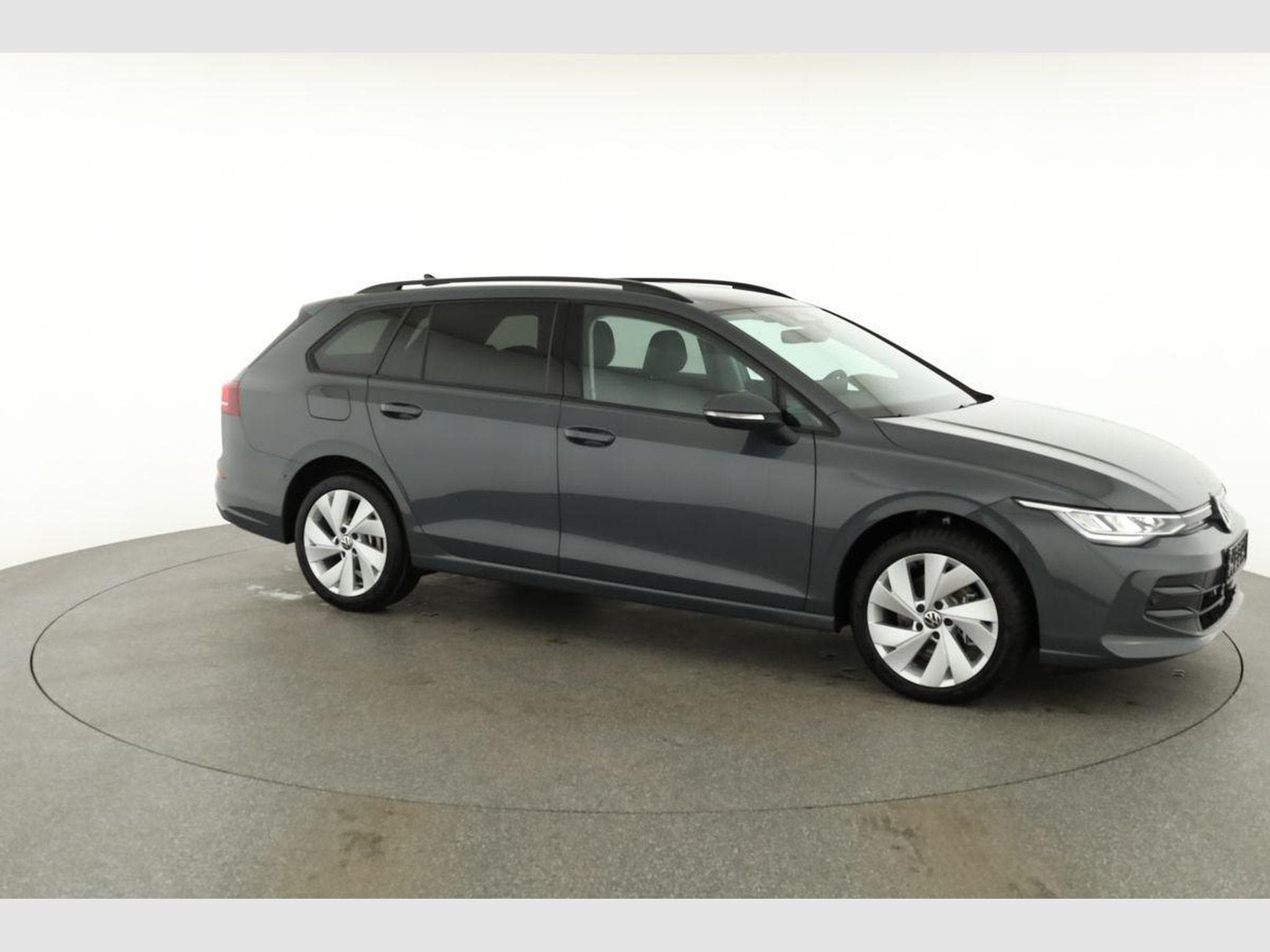VW Golf Variant VIII 2.0 (2026) - Photo 24