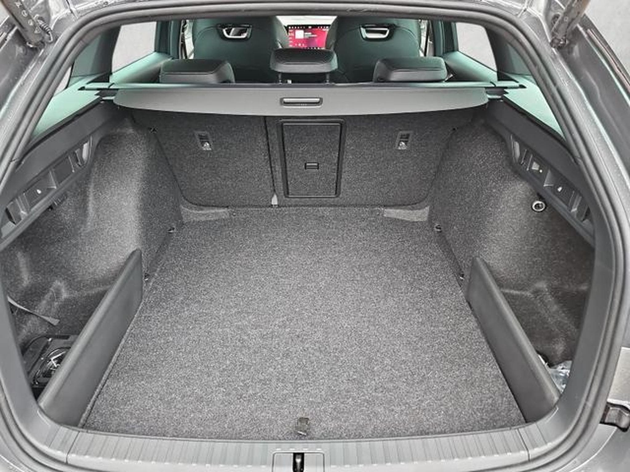 Skoda Octavia 2.0 TSI DSG 150 kW 4x4 Sportline (2025) - Photo 14