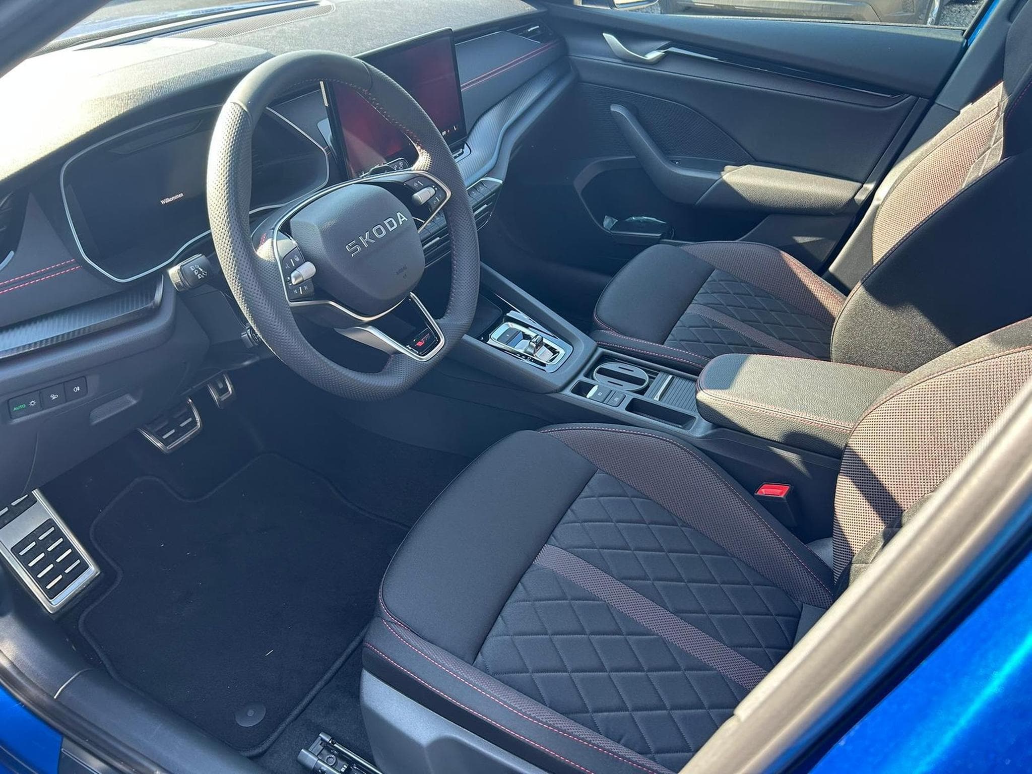 Skoda Octavia RS (2026) - Foto 7