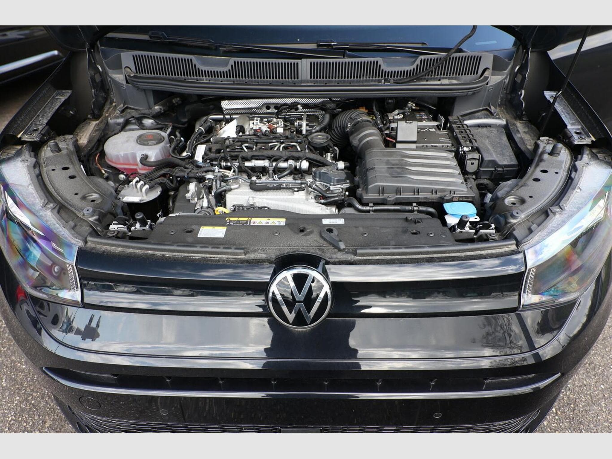 VW Caddy Life (2025) - Photo 12