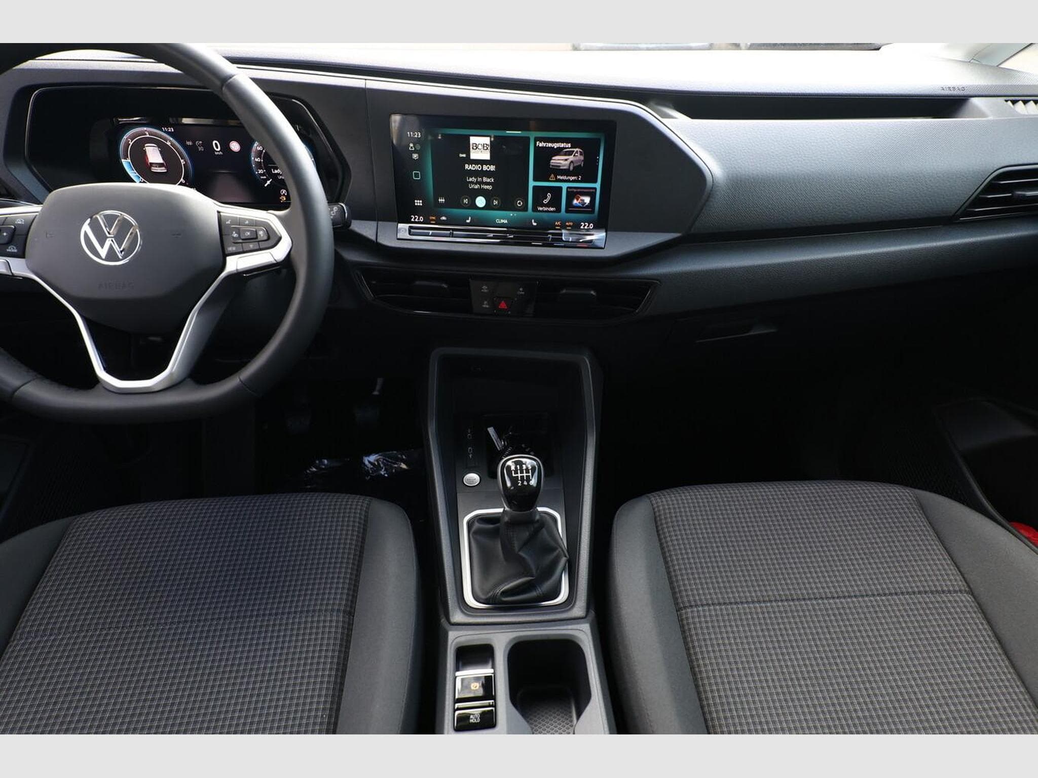 VW Caddy Life (2025) - Photo 8