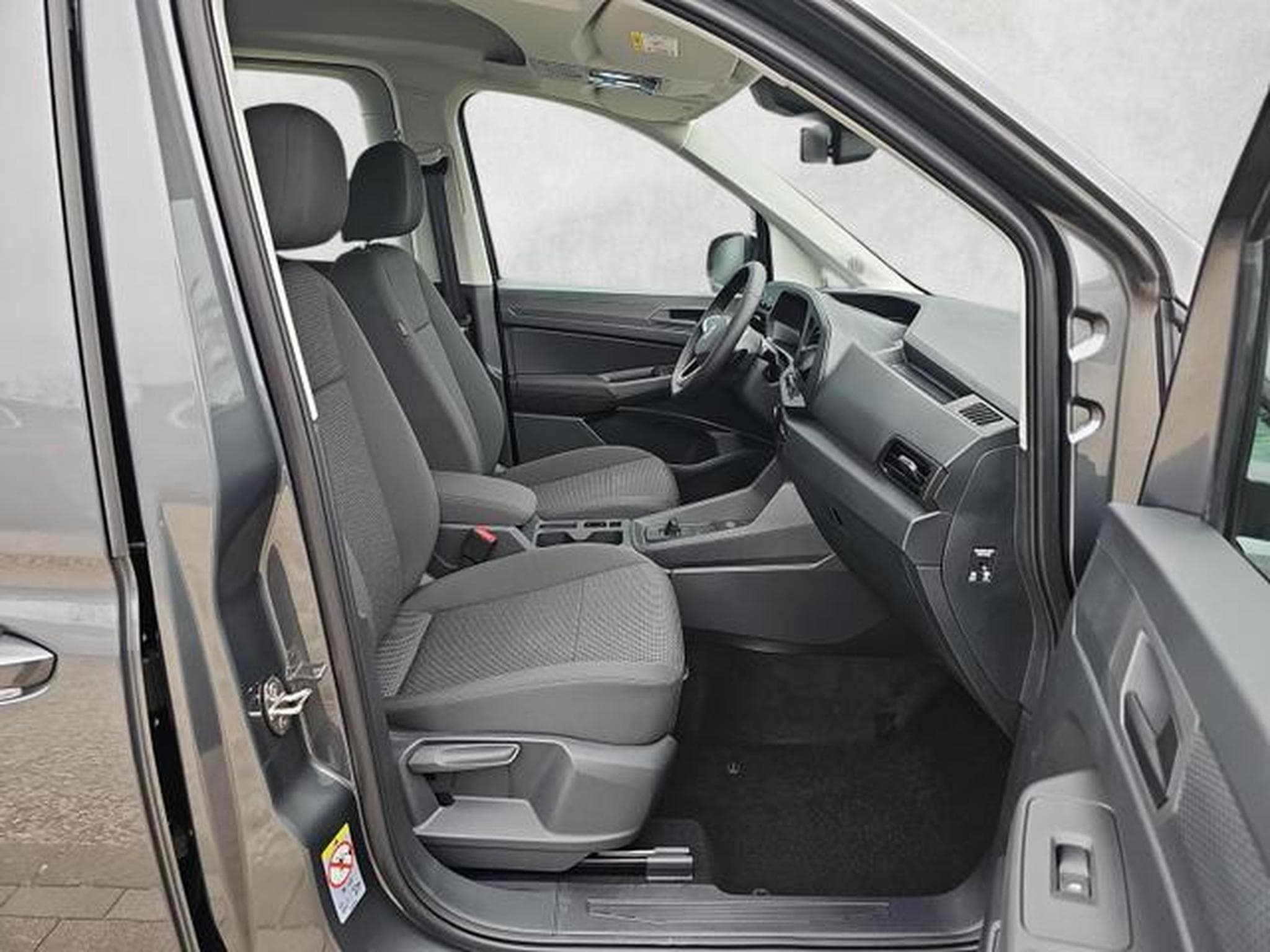 VW Caddy Basis Maxi (2026) - Foto 10