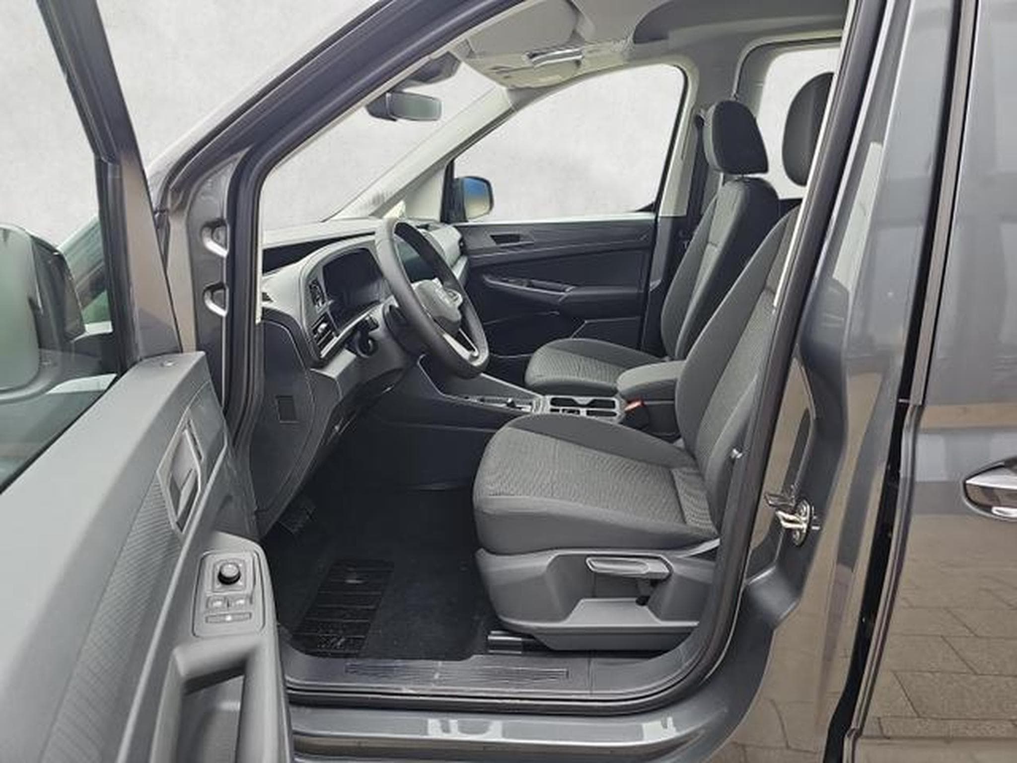 VW Caddy Basis Maxi (2026) - Foto 9