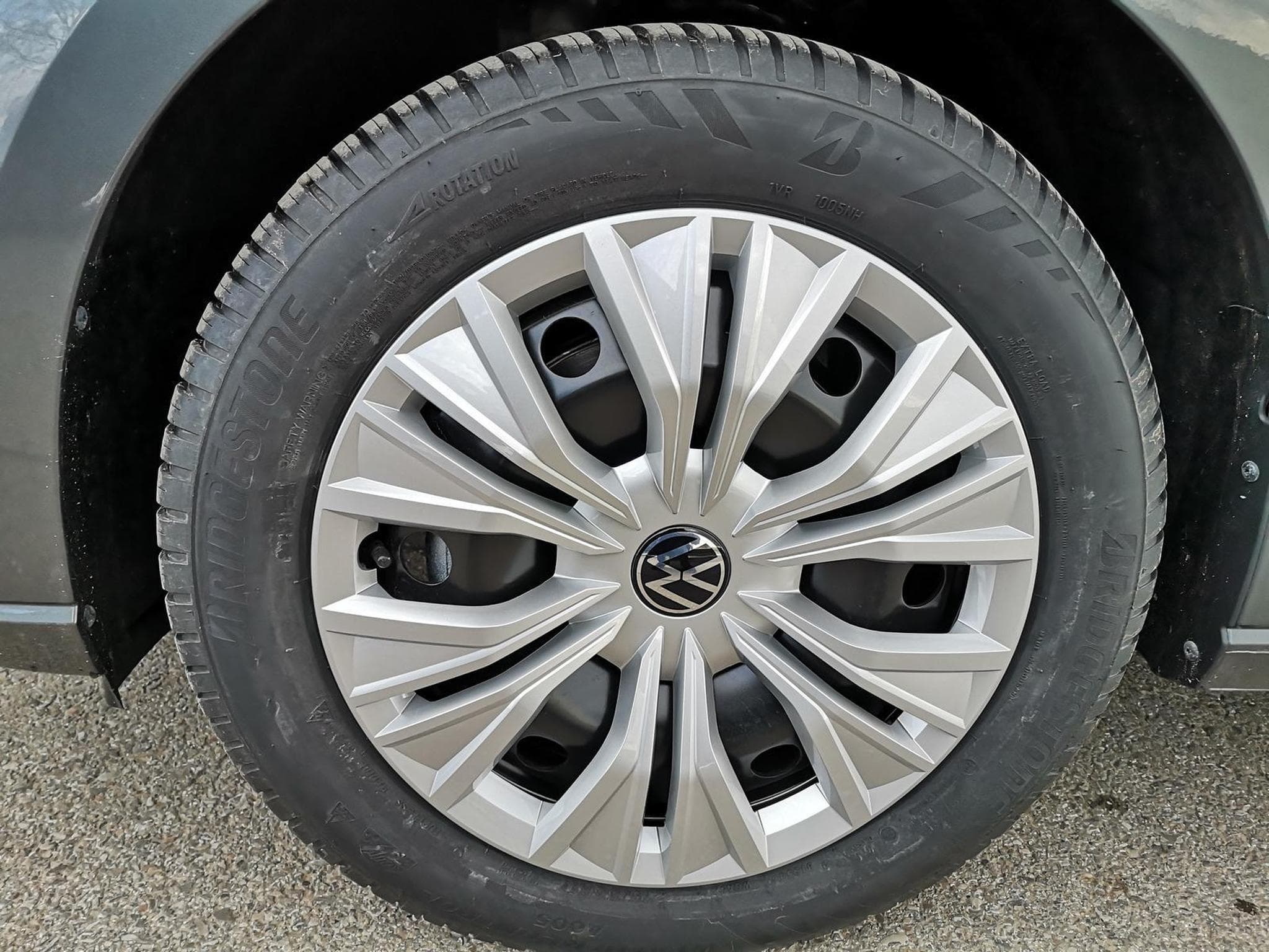 VW Caddy Basis (2026) - Foto 3