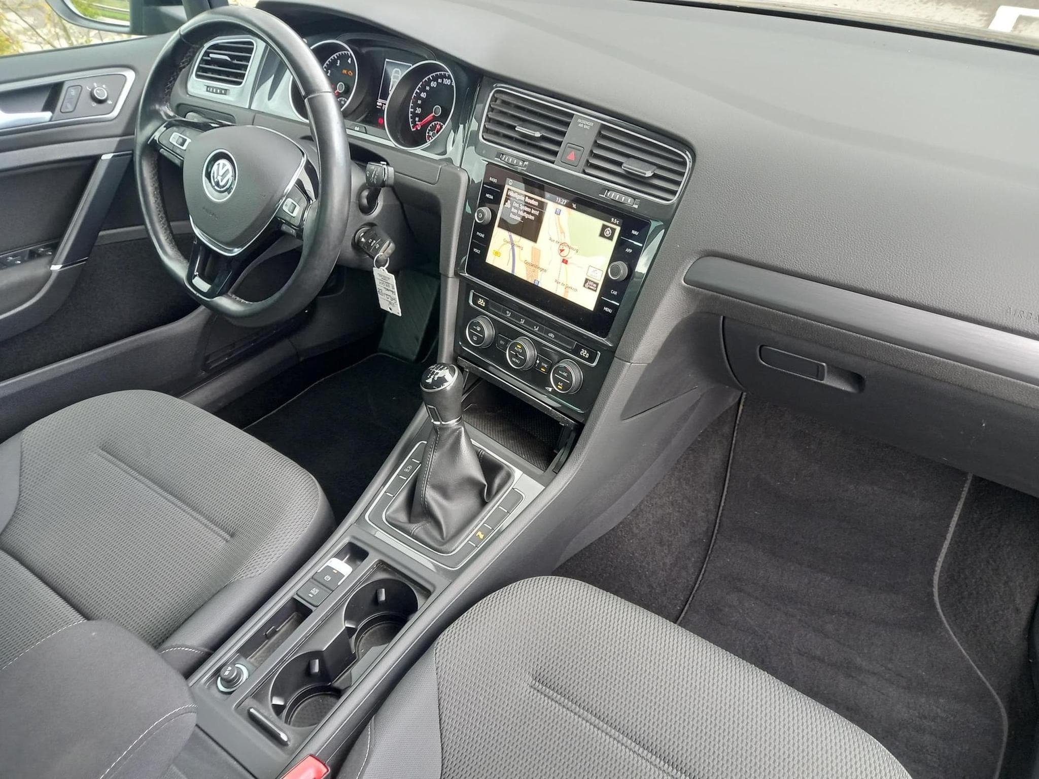 VW Golf Comfortline 1.5 TSI (2020) - Photo 11