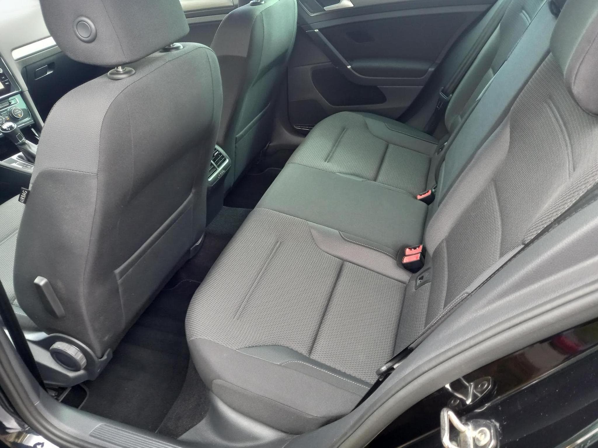 VW Golf Comfortline 1.5 TSI (2020) - Photo 6