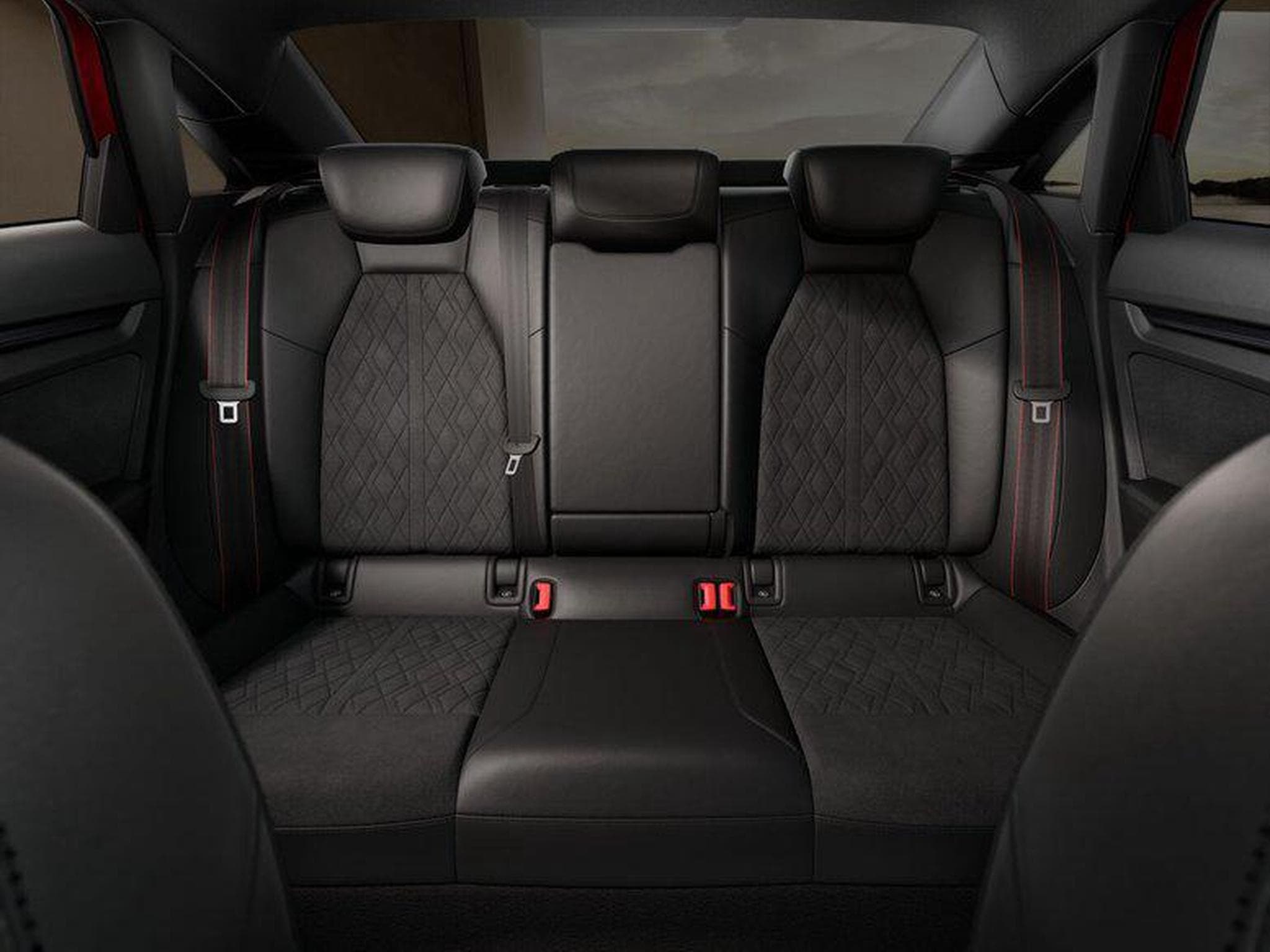 Audi RS3 Limousine 2.5 TFSI 7-Gang S tronic (2026) - Photo 10