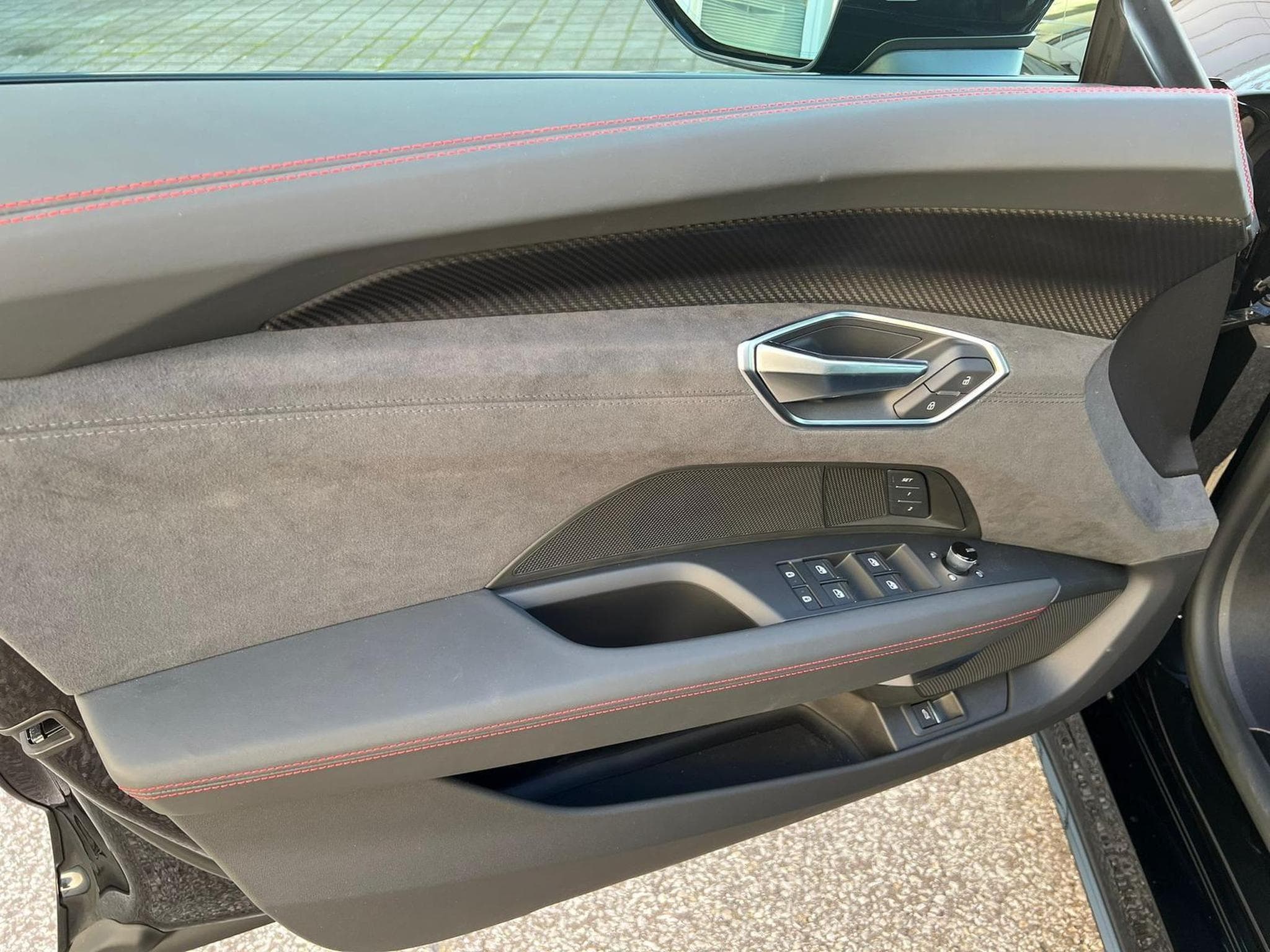 Audi e-tron basis quattro (2025) - Photo 14