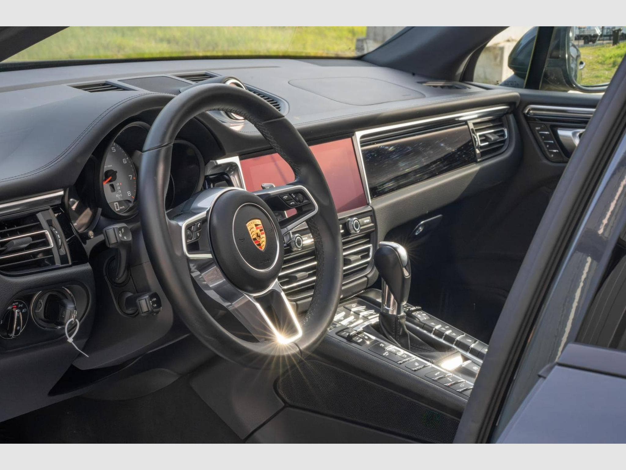 Porsche Macan S 3.0 V6 354ch – suivi 100% Porsche, très belle configuratio (2019) - Photo 29