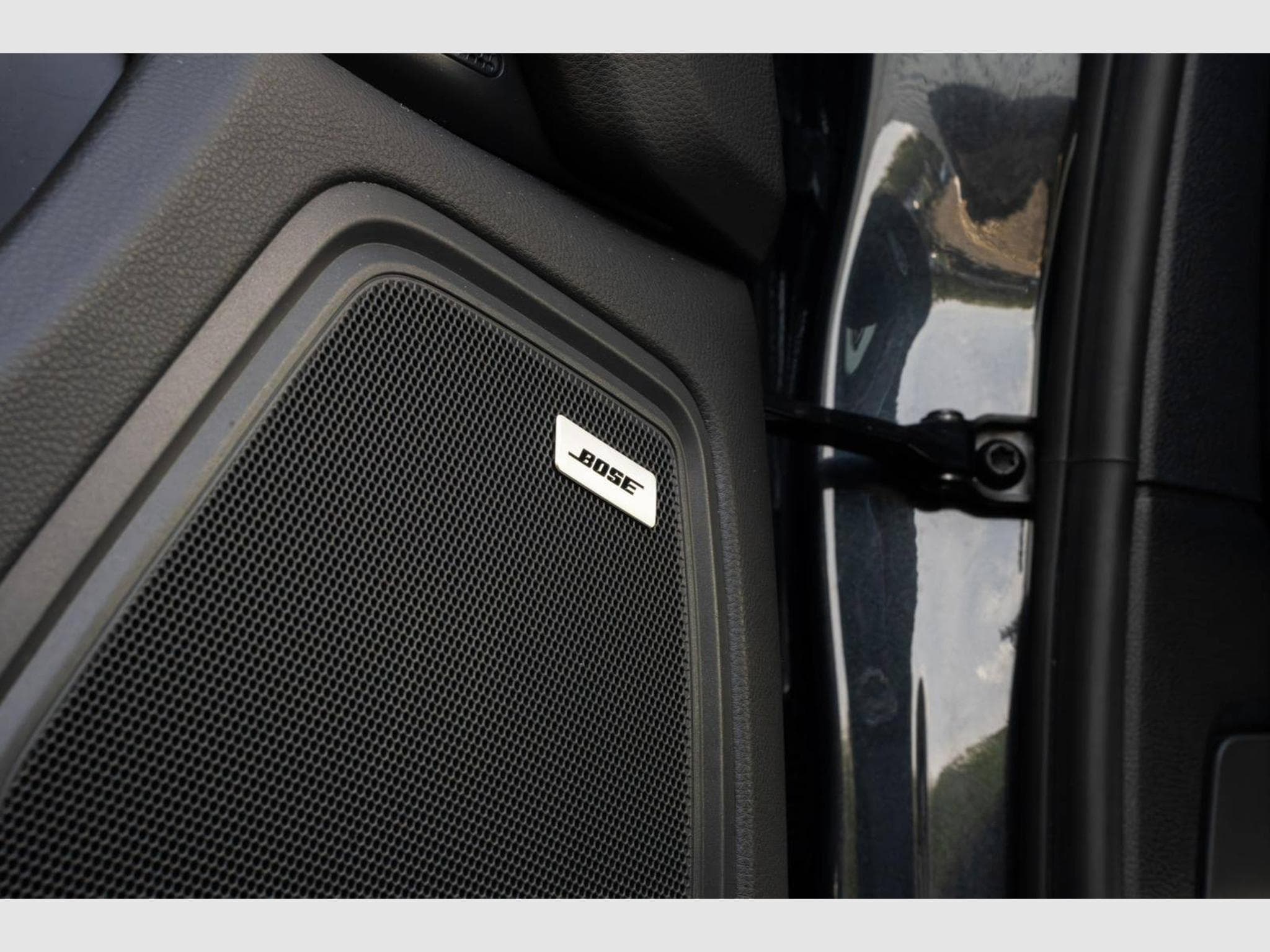 Porsche Macan S 3.0 V6 354ch – suivi 100% Porsche, très belle configuratio (2019) - Photo 32