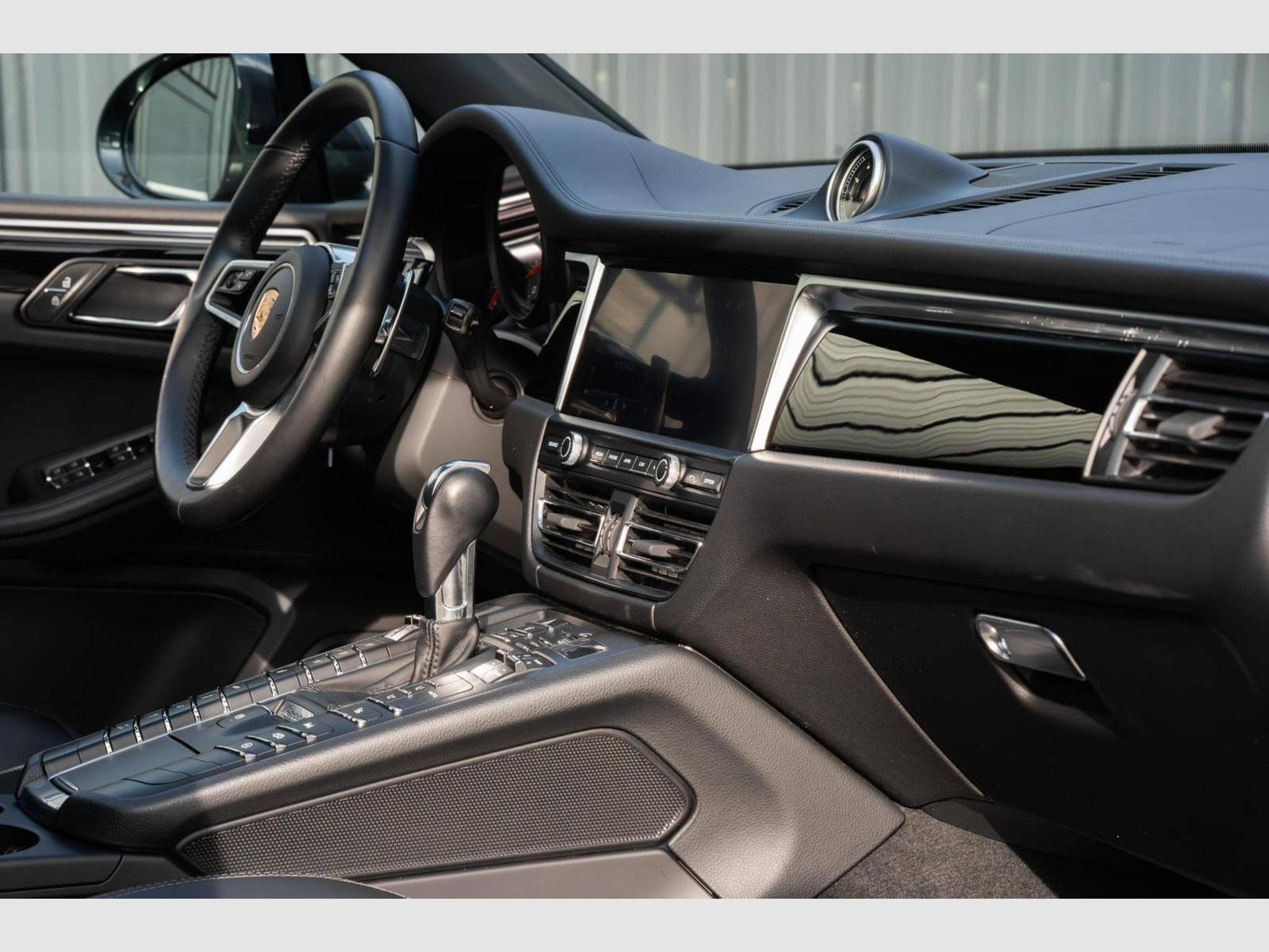 Porsche Macan S 3.0 V6 354ch – suivi 100% Porsche, très belle configuratio (2019) - Photo 38