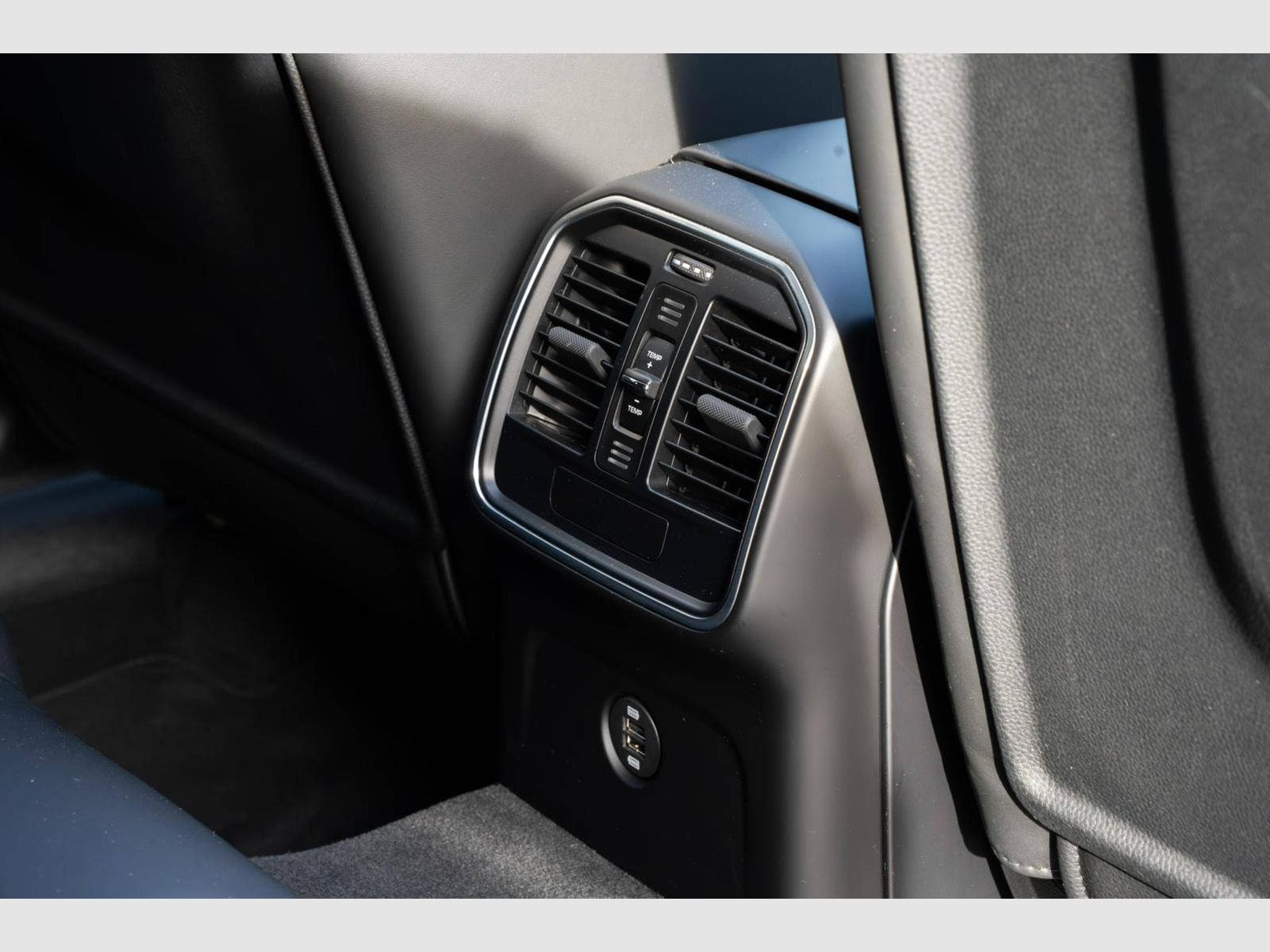 Porsche Macan S 3.0 V6 354ch – suivi 100% Porsche, très belle configuratio (2019) - Photo 44