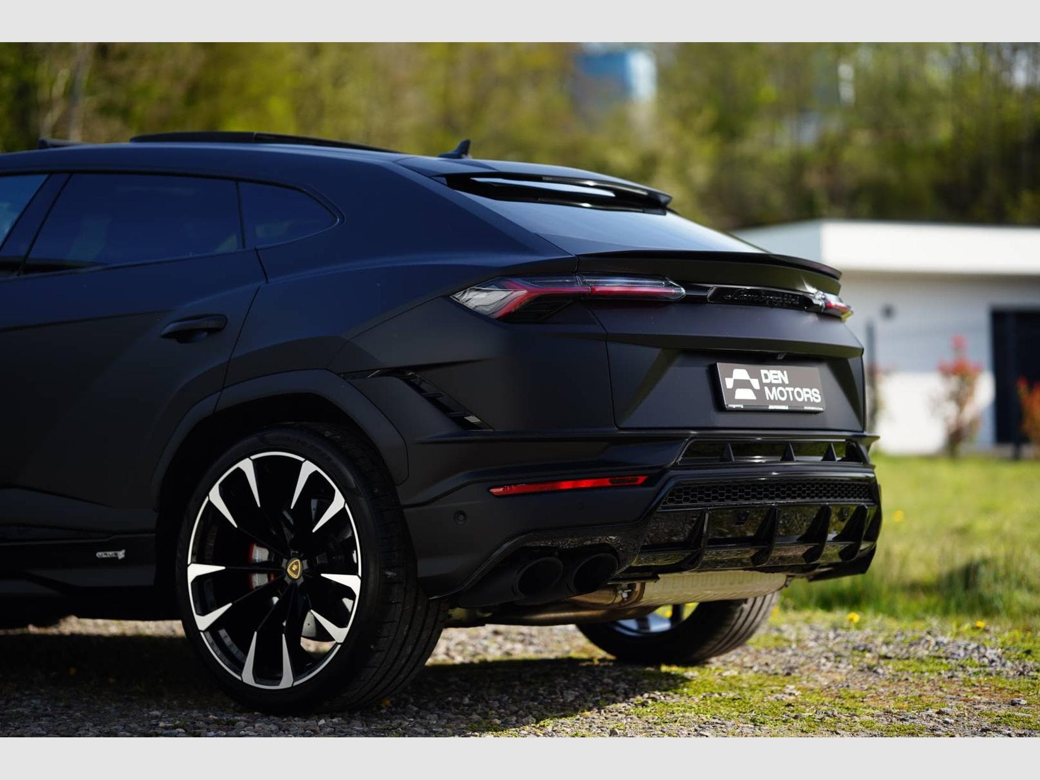 Lamborghini  Urus S V8 4.0L 666CH – Configuration exceptionnelle noir mat – 1è (2025) - Photo 19