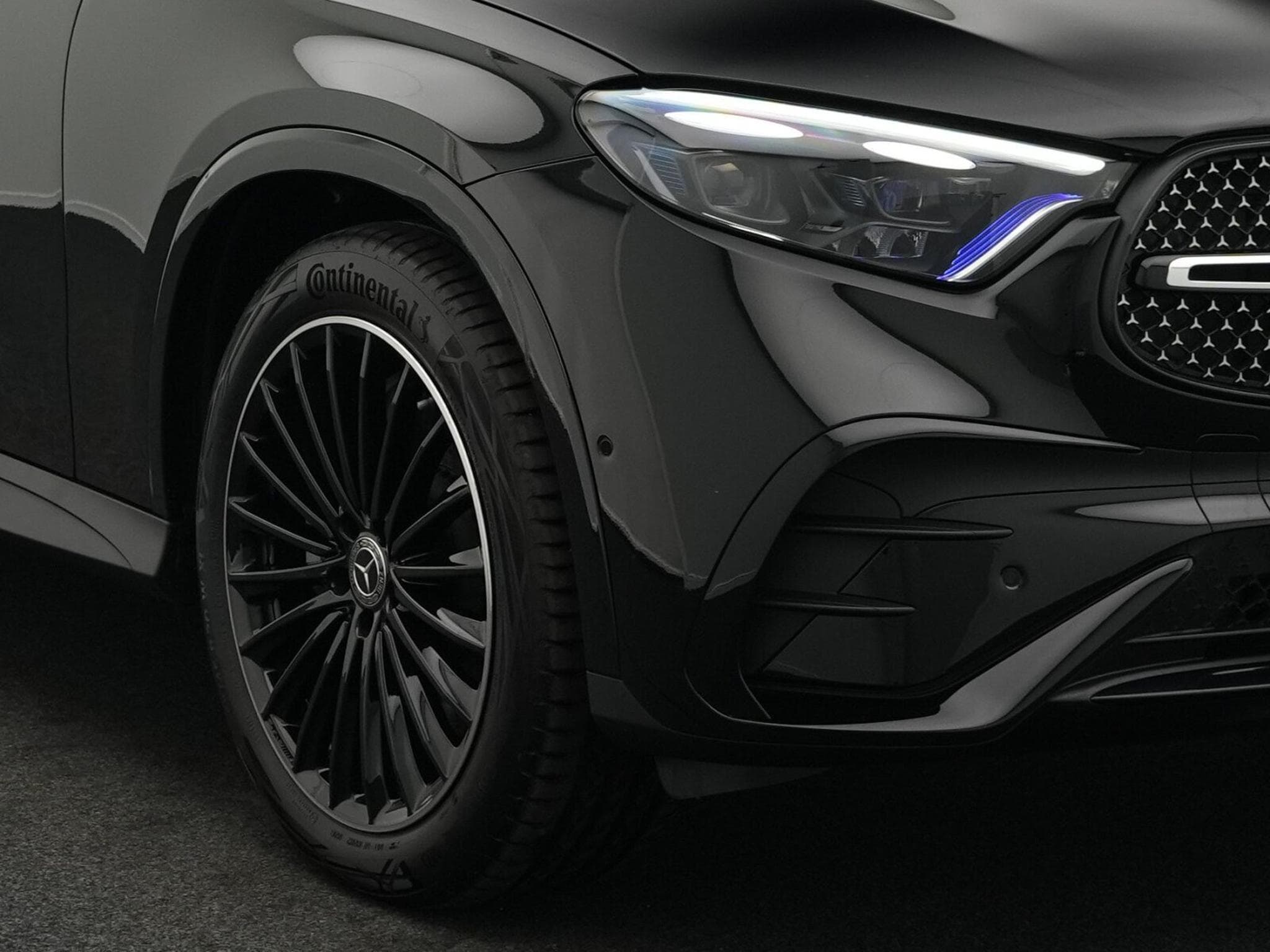 Mercedes GLC 300 4MATIC Coupé Digital+Pano+Night+360° (2024) - Foto 7