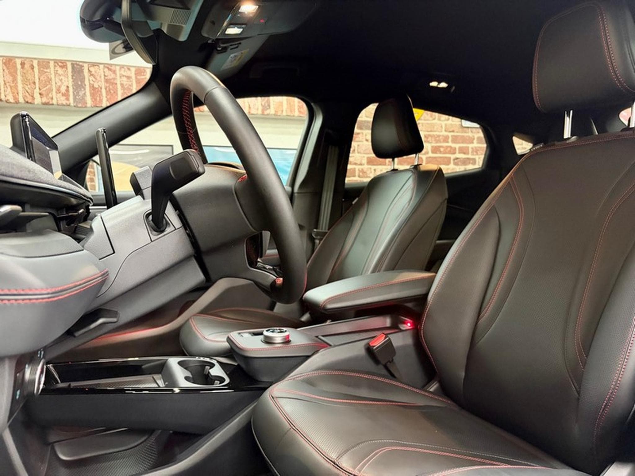 Ford Mustang Mach-E Mustang Mach-E 294cv 99Kw/h RWD RANGE PREMIUM (2024) - Photo 5