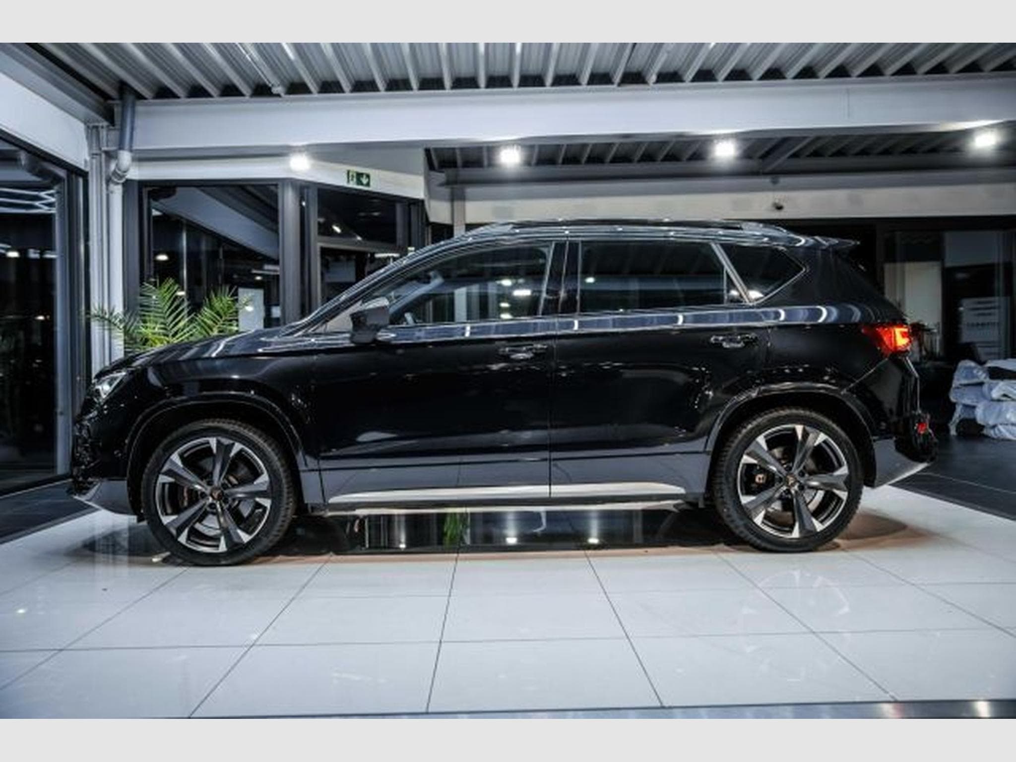 Cupra Ateca Ateca VZ 2.0 TSI DSG 4Drive Beats NAVI RFK LED (2024) - Photo 10