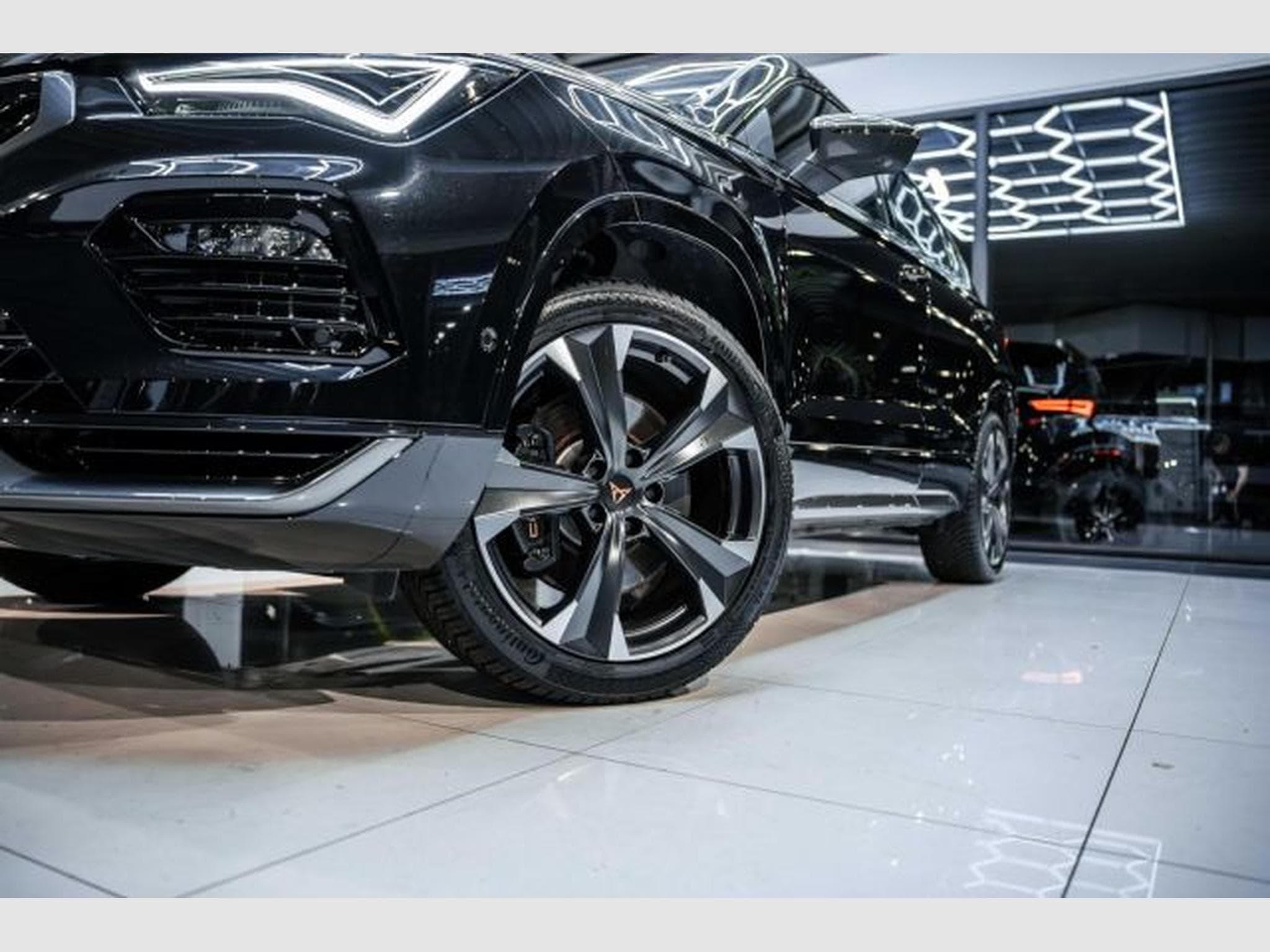 Cupra Ateca Ateca VZ 2.0 TSI DSG 4Drive Beats NAVI RFK LED (2024) - Photo 2