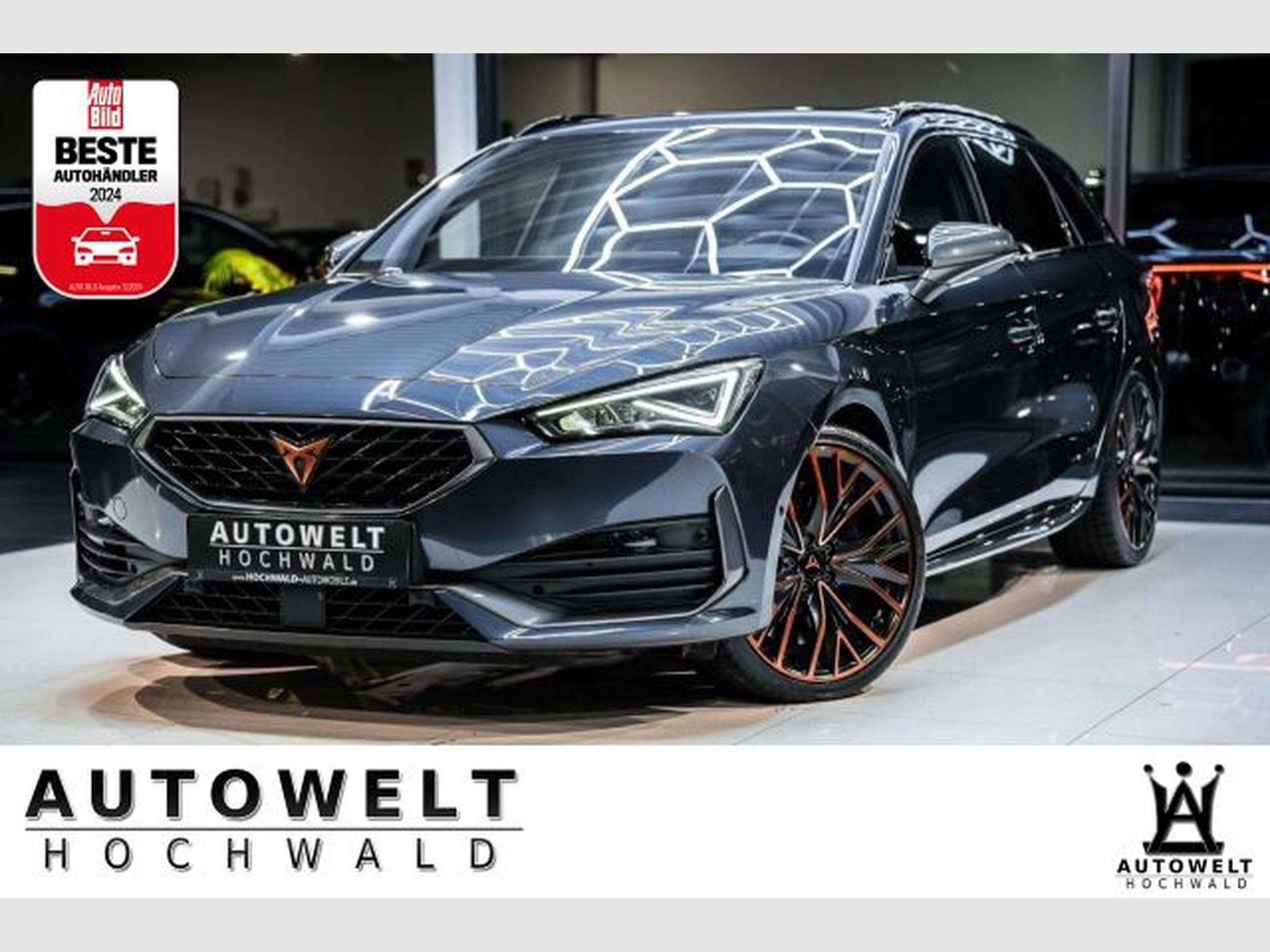 Cupra Leon Leon VZ 2.0 TSI DSG NAVI AHK LED RFK BEATS PANO (2022) - Photo 1