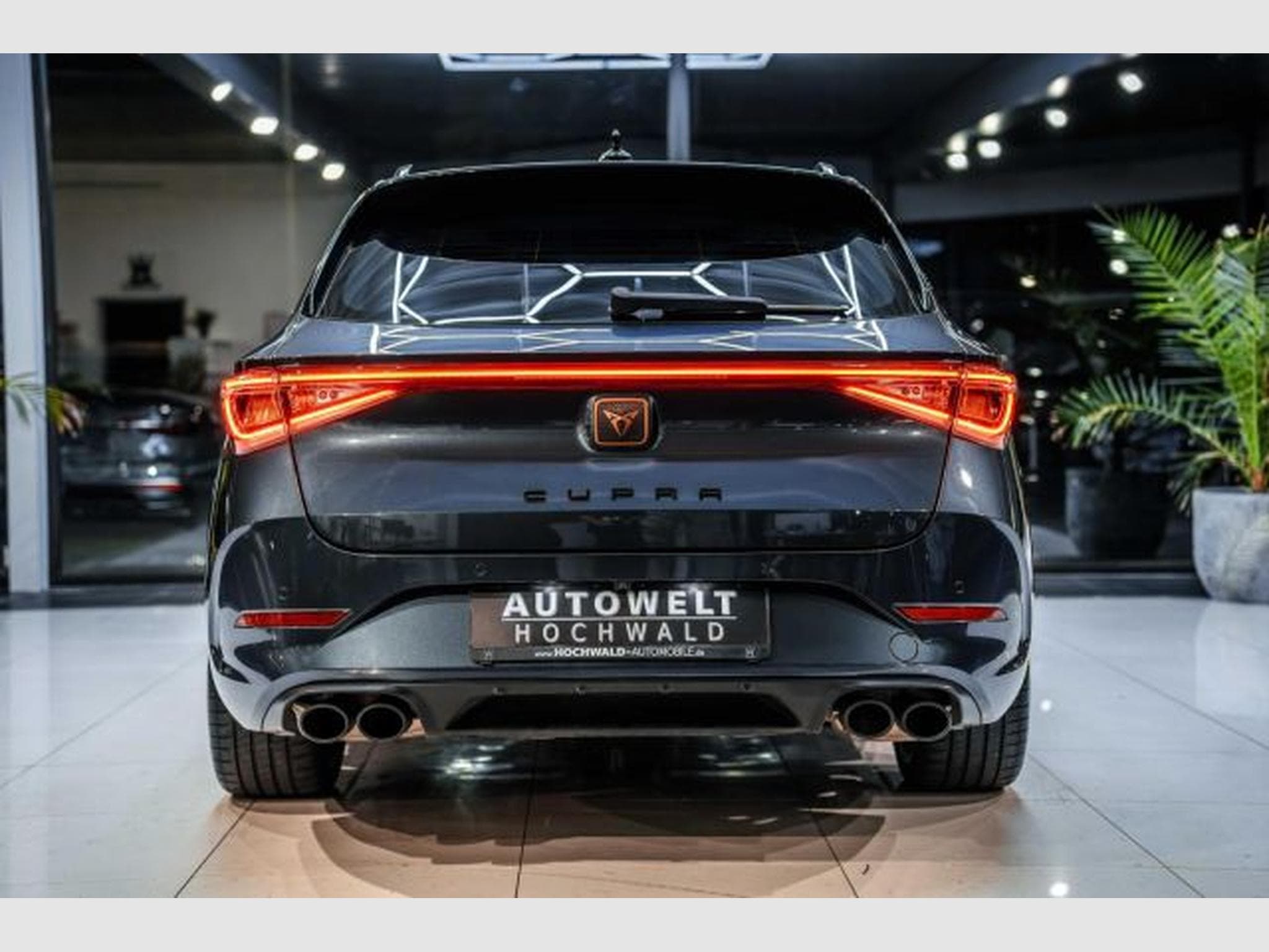 Cupra Leon Leon VZ 2.0 TSI DSG NAVI AHK LED RFK BEATS PANO (2022) - Photo 12