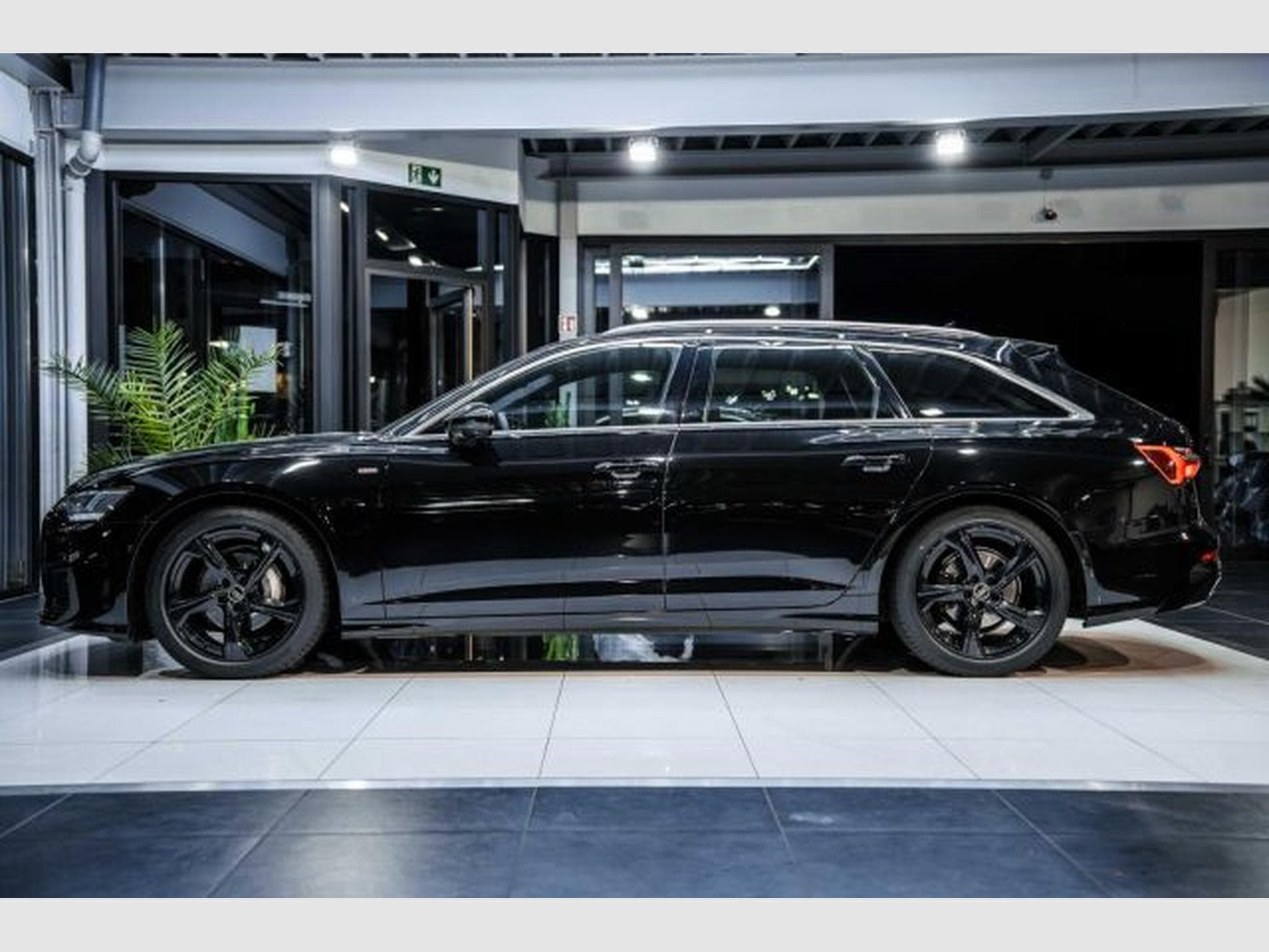 Audi A6 A6 Avant 40 TDI S-tronic S-Line NAVI LED AHK RFK (2023) - Photo 10