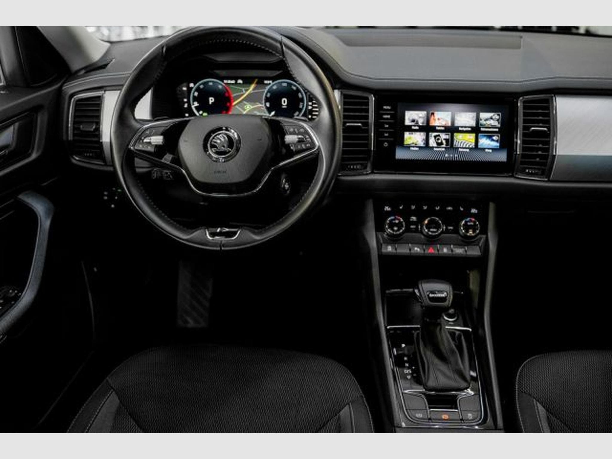 Skoda Kodiaq Kodiaq 2.0 TDI DSG NAVI LED AHK 7-Sitzer AHK VIR (2022) - Foto 11